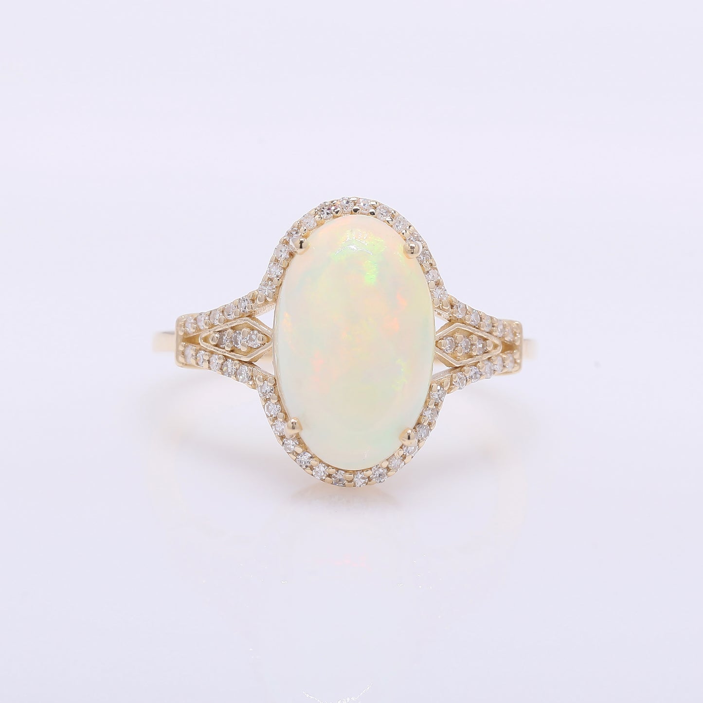 3.04 Ct Oval Cabochon Cut Natural Opal 14K Gold Ring