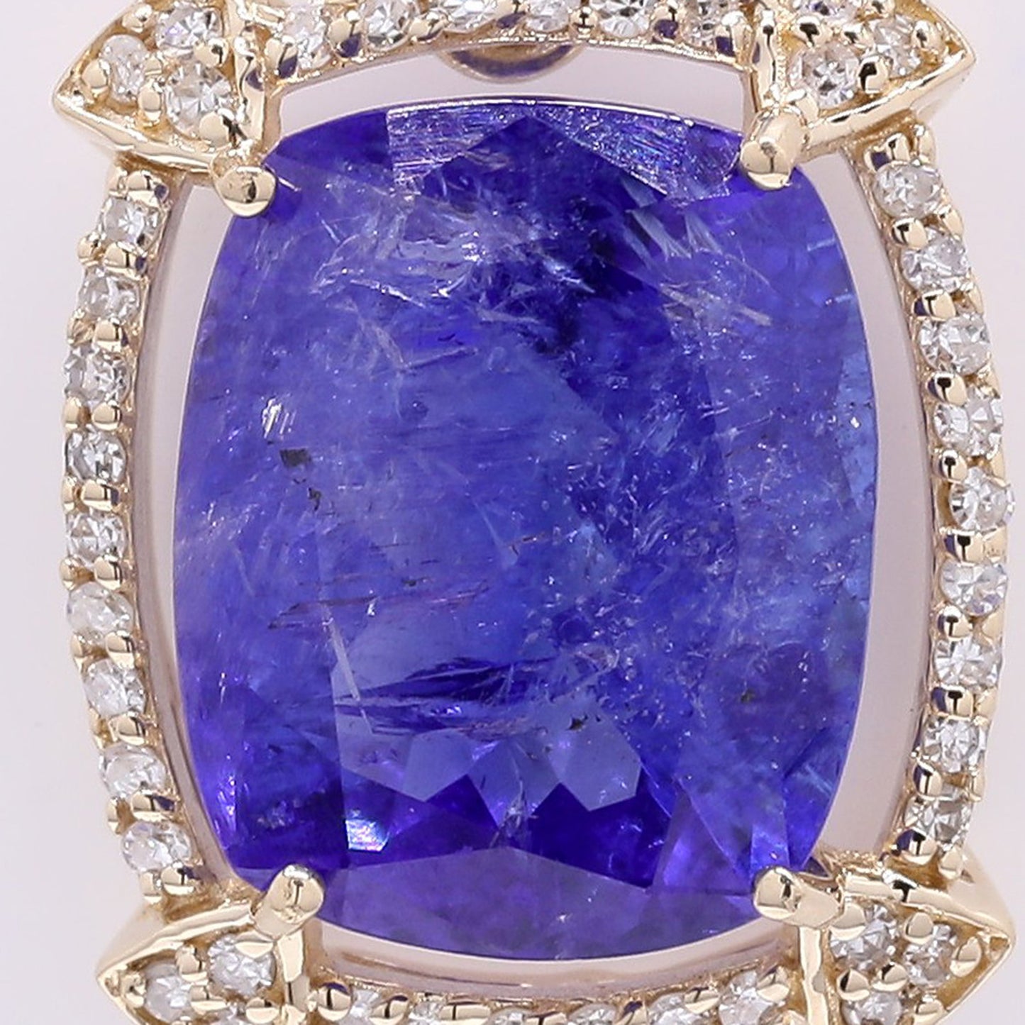 4.55 Ct Cushion Mixed Cut Natural Tanzanite 14K Gold Pendant