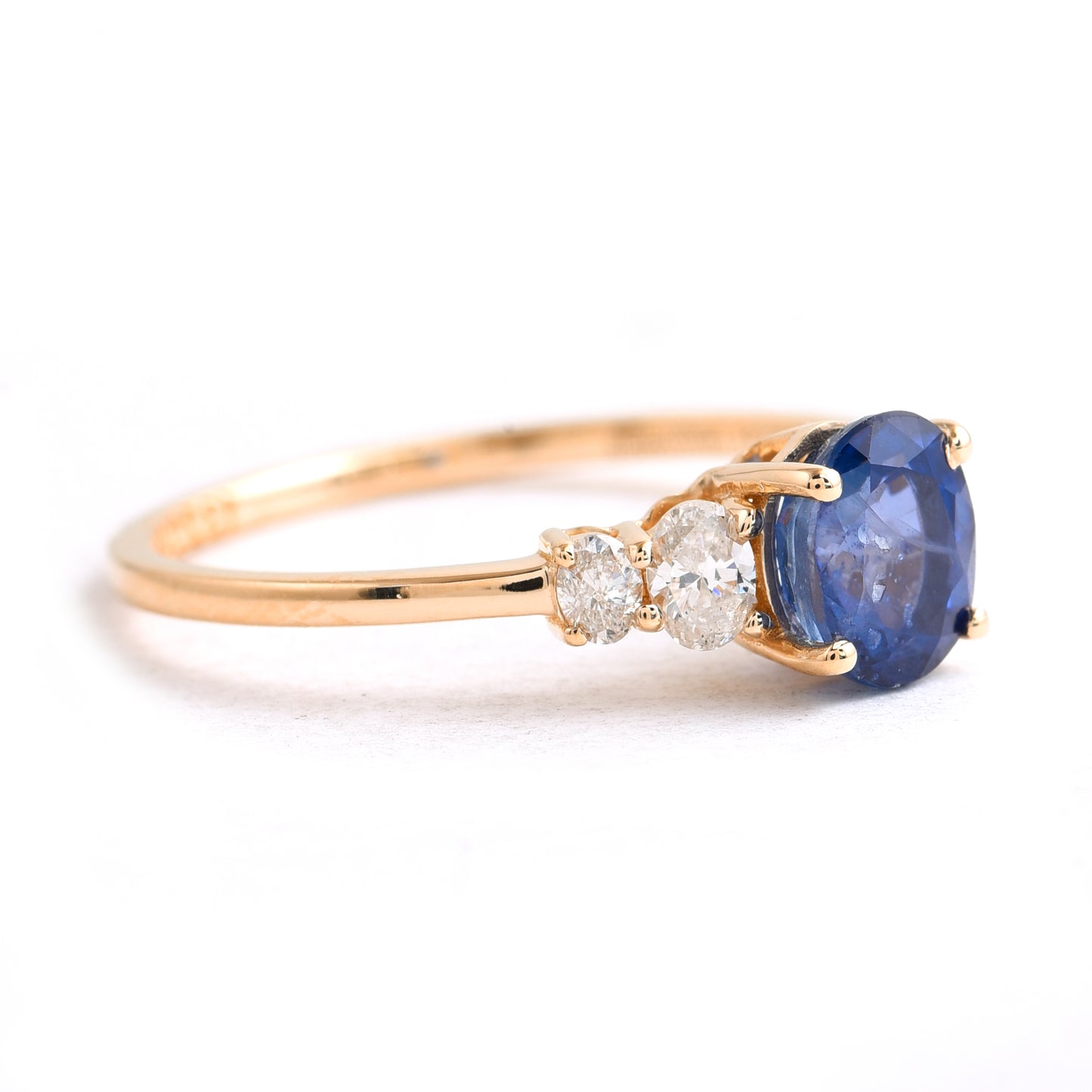 1.53 Ct Oval Sapphire 14K Gold Ring