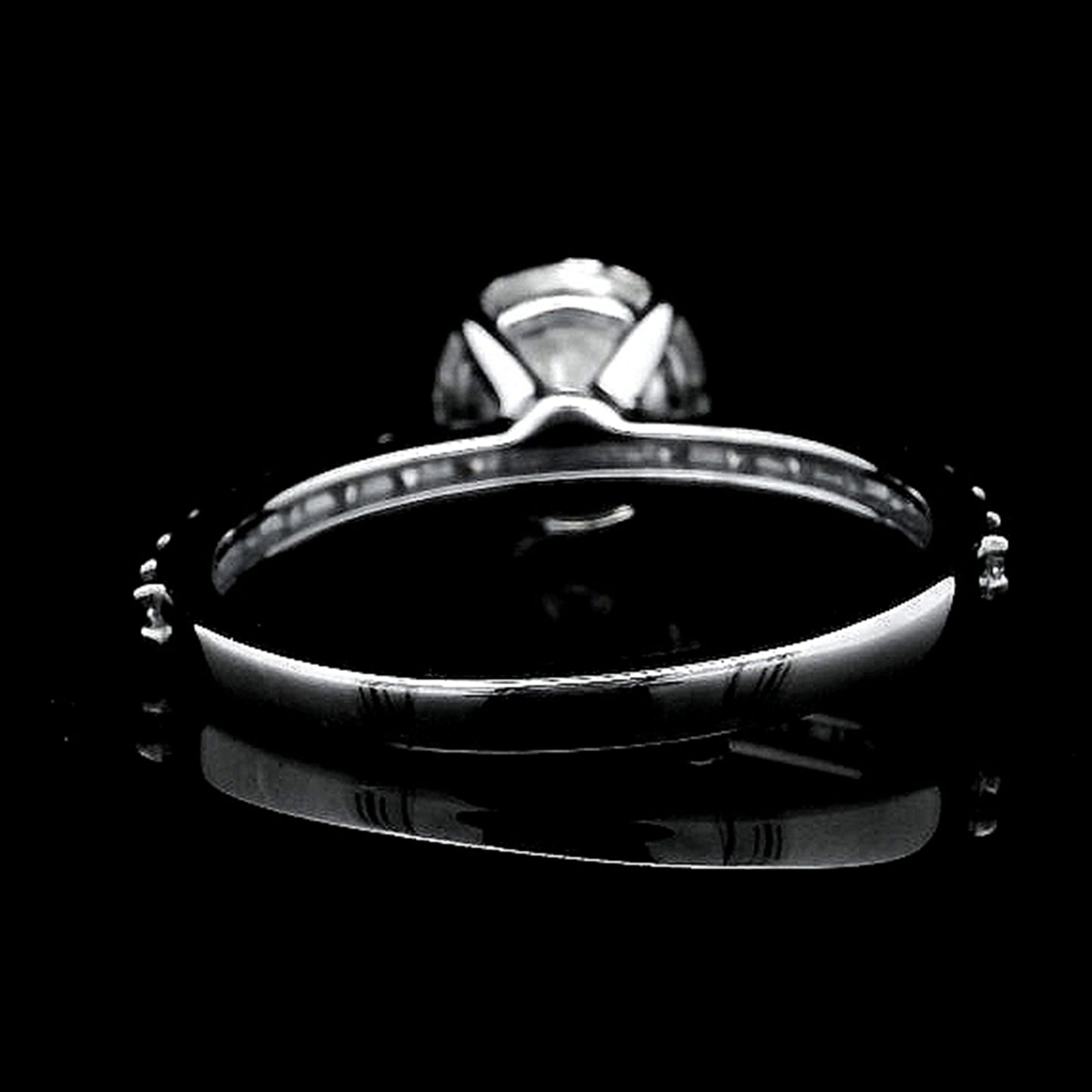 1.93 Carats Lab Grown Diamond 14K Gold Ring
