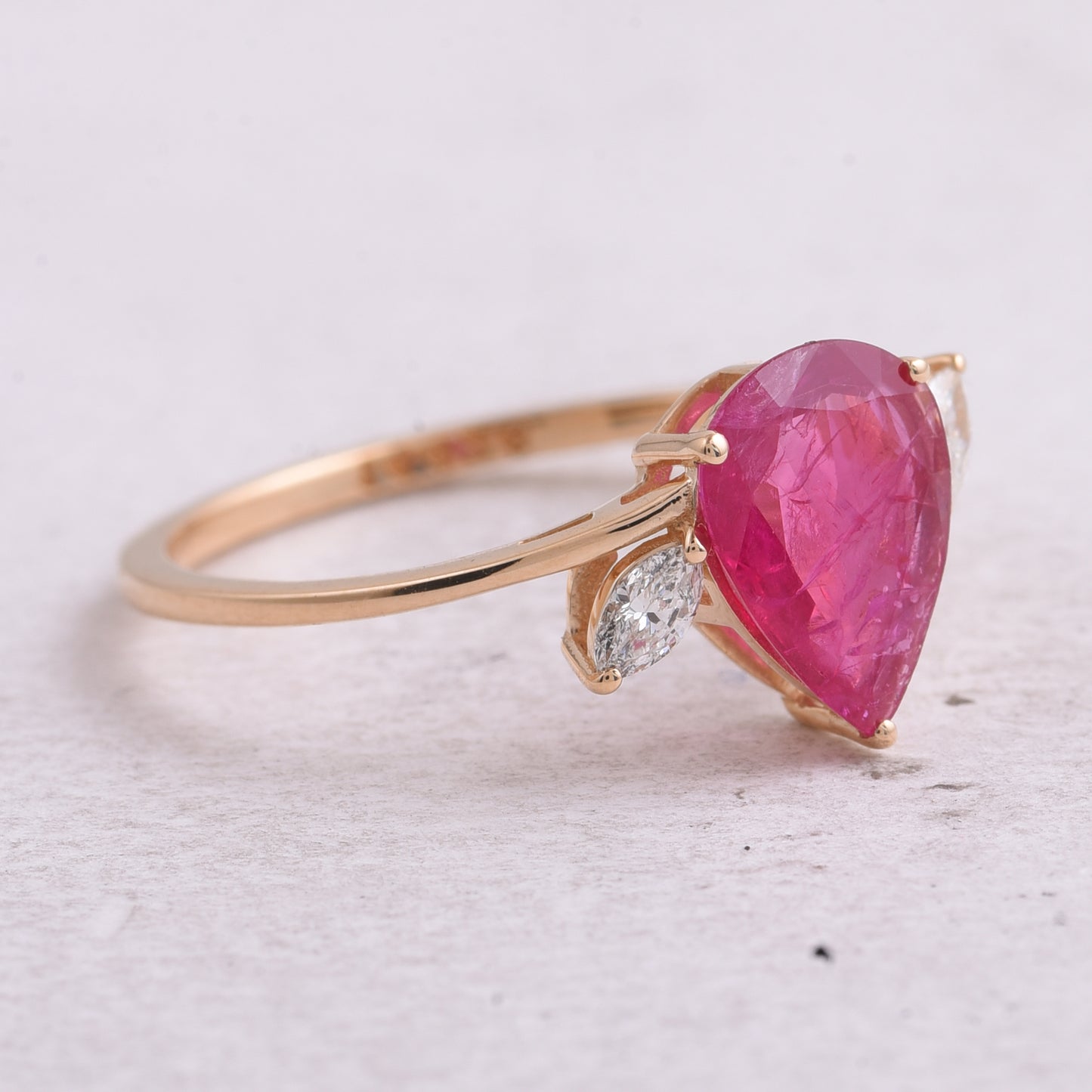 1.27 Ct Pear Natural Ruby 14K Gold Ring