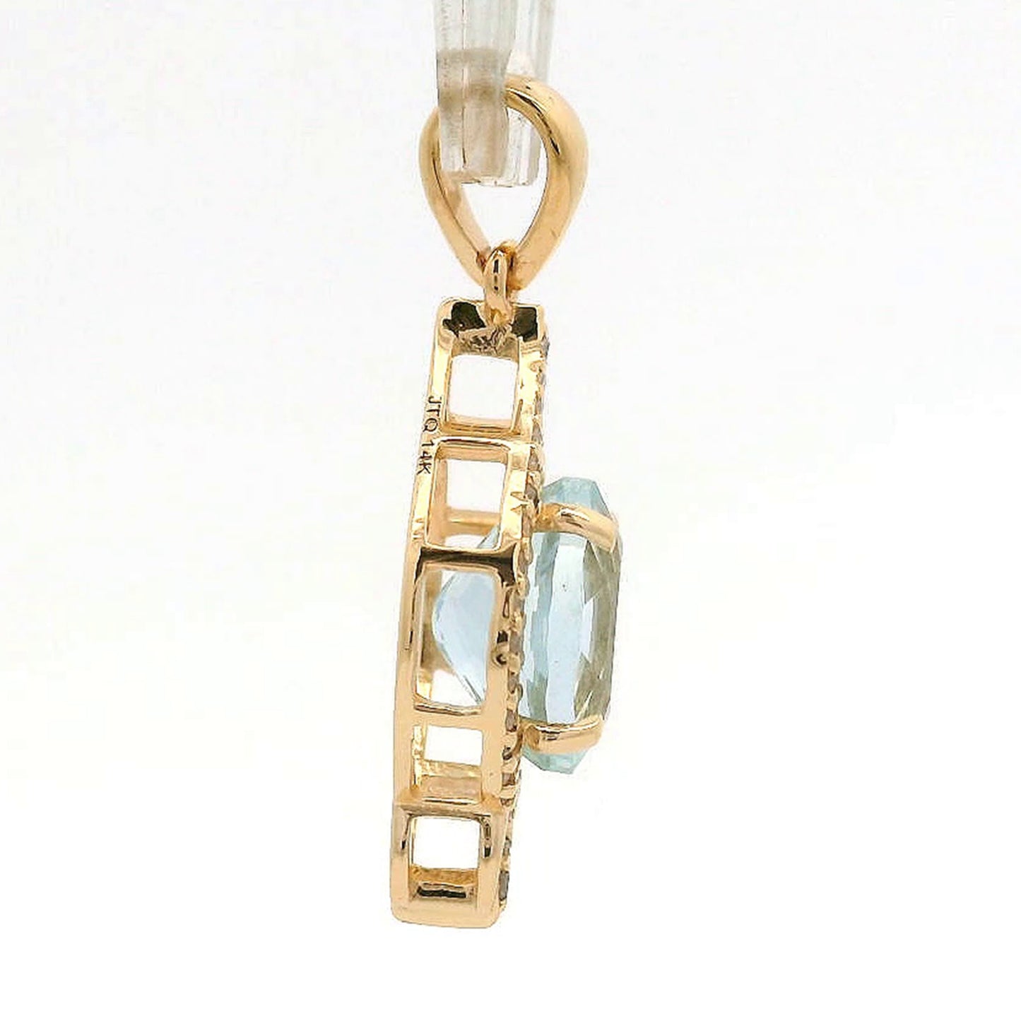 1.50 Ct Oval Aquamarine 14K Gold Pendant