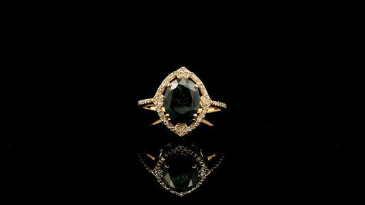 2.72 Ct Oval Natural Sapphire 14K Gold Ring