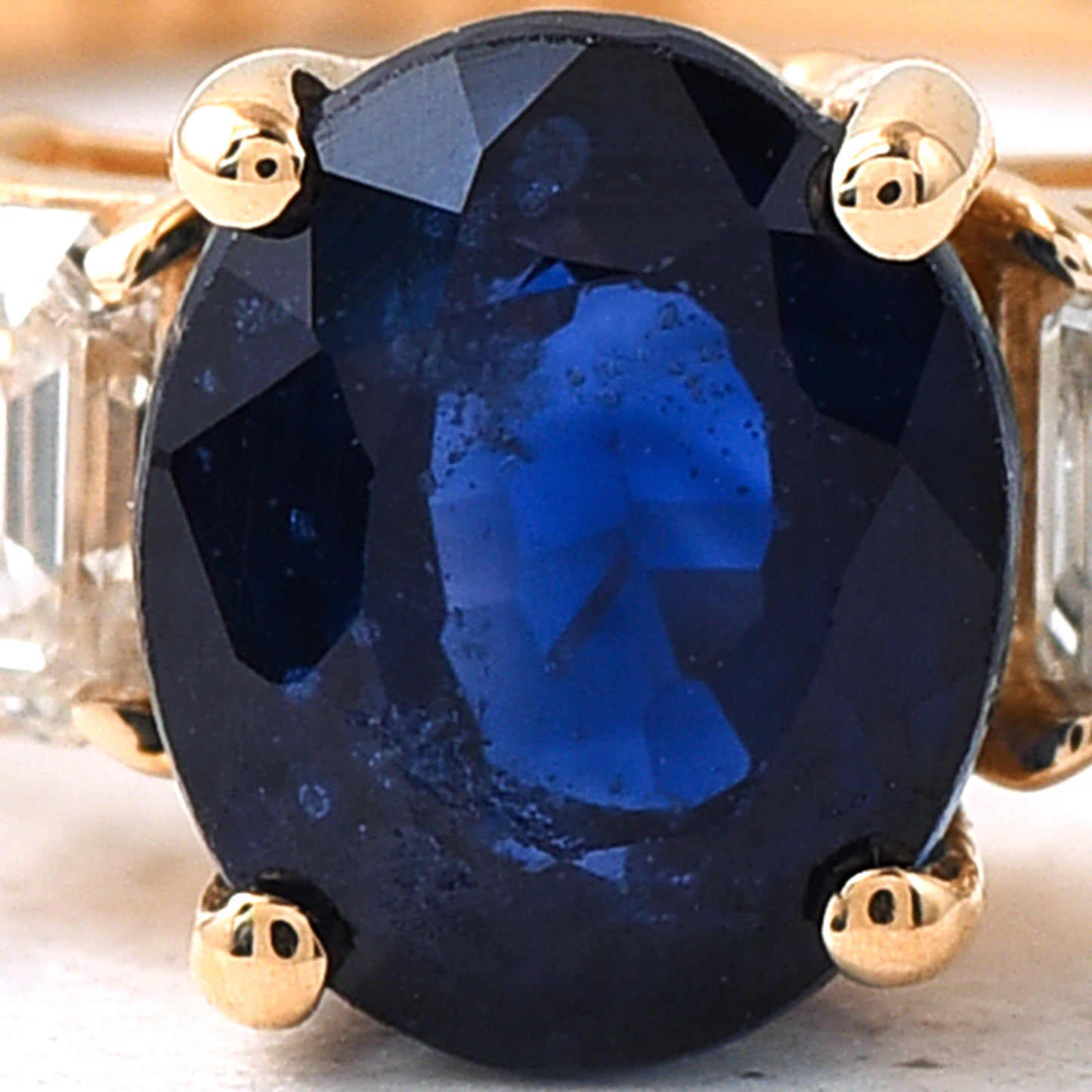 1.62 Ct Oval Mixed Cut Natural Sapphire 14K Gold Ring