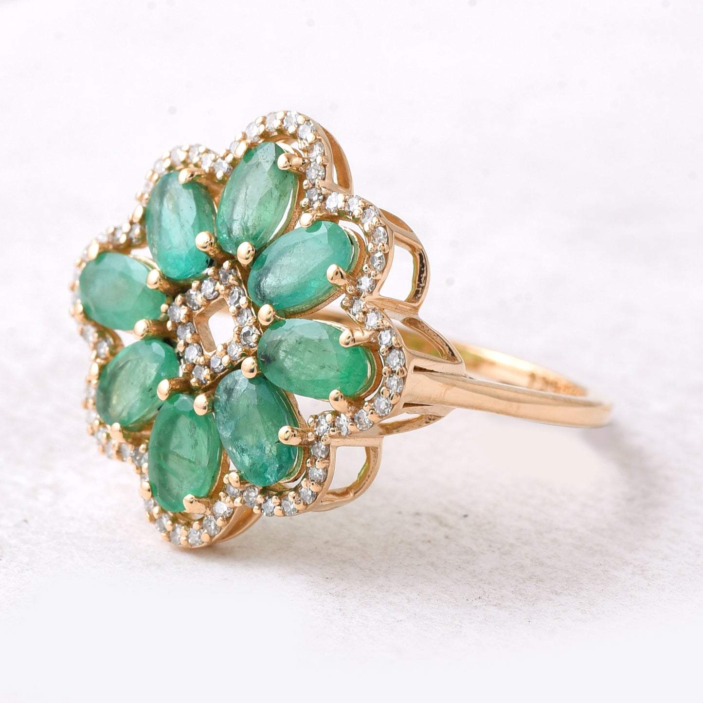 3.86 Ct Oval Mixed Cut Natural Emerald 14K Gold Ring
