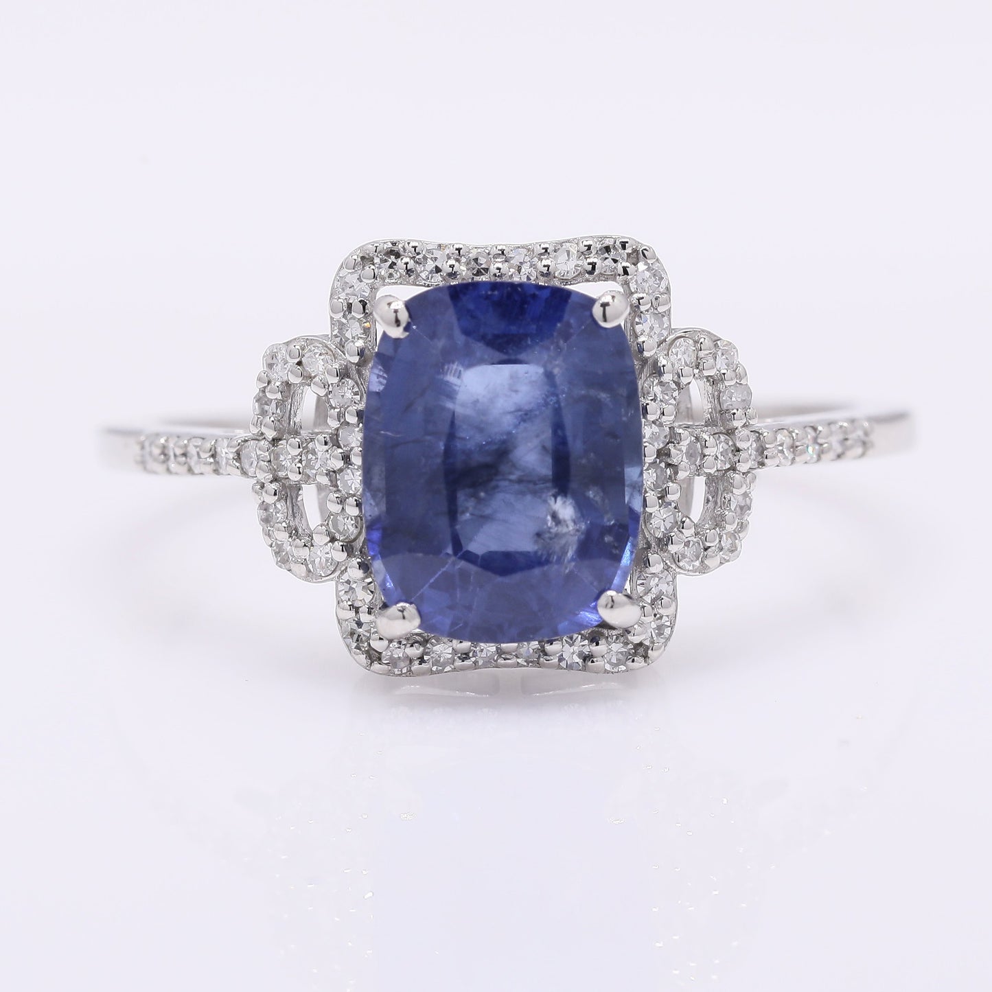 2.73 Ct Cushion Mixed Cut Natural Sapphire 950 Platinum Ring