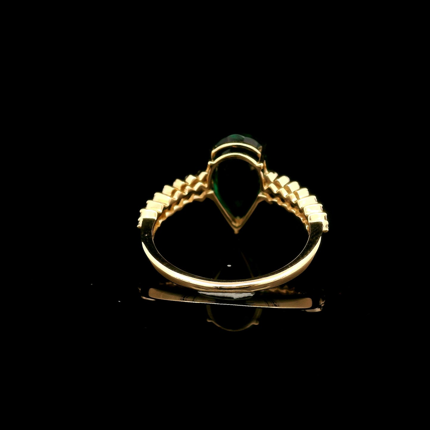 2.86 Ct Pear Mixed Cut Lab Grown Emerald 14K Gold Ring