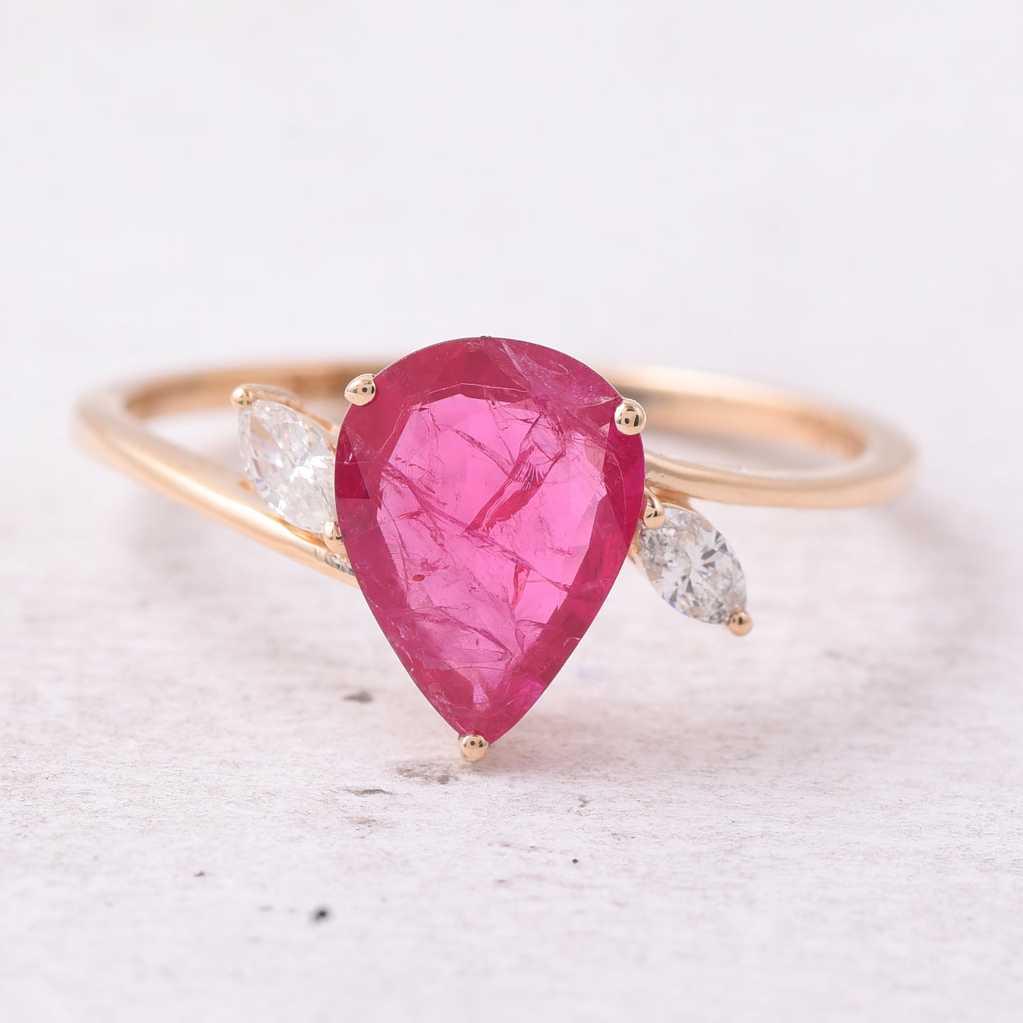 1.27 Ct Pear Natural Ruby 14K Gold Ring