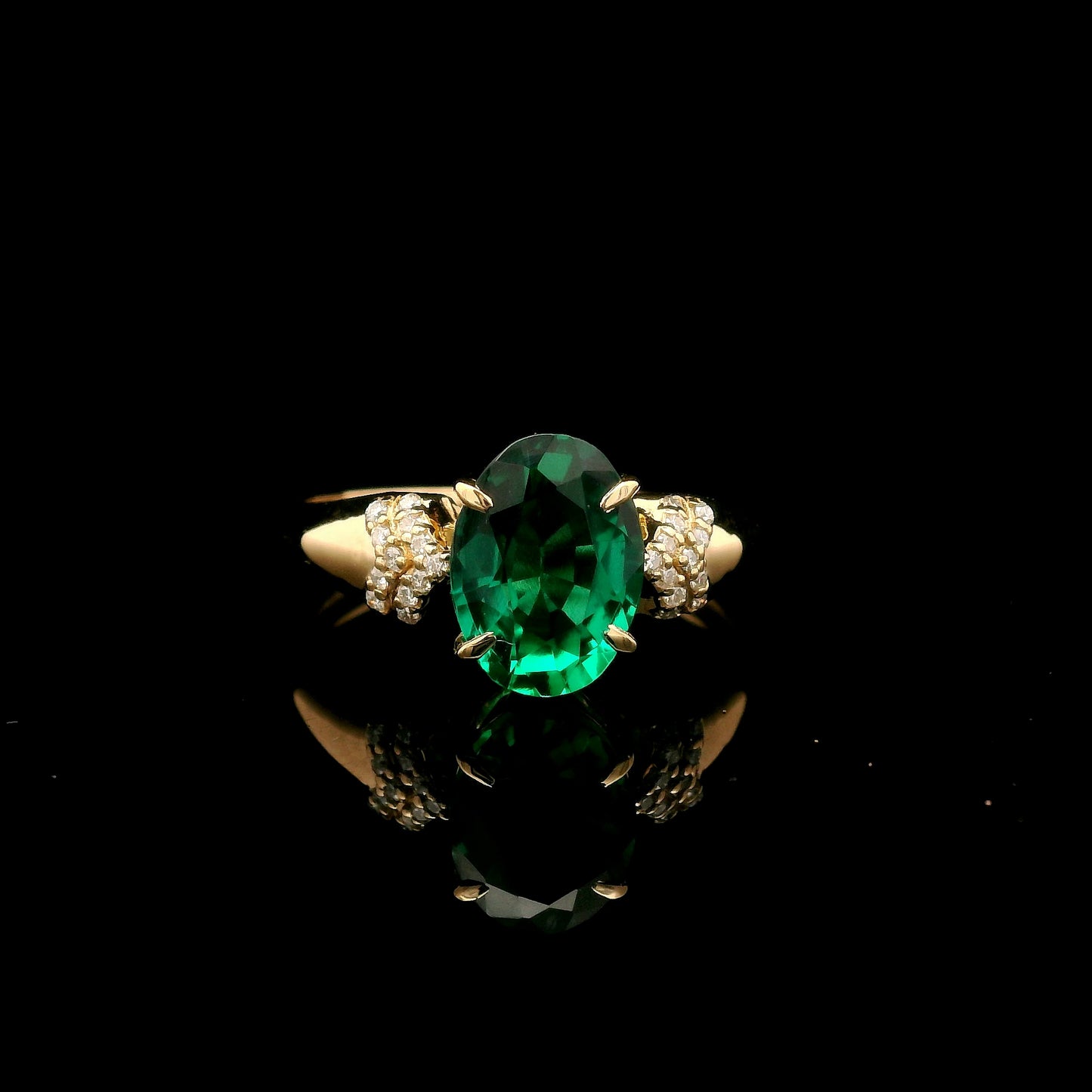 2.07 Ct Oval Mixed Cut Lab Grown Emerald 14K Gold Ring