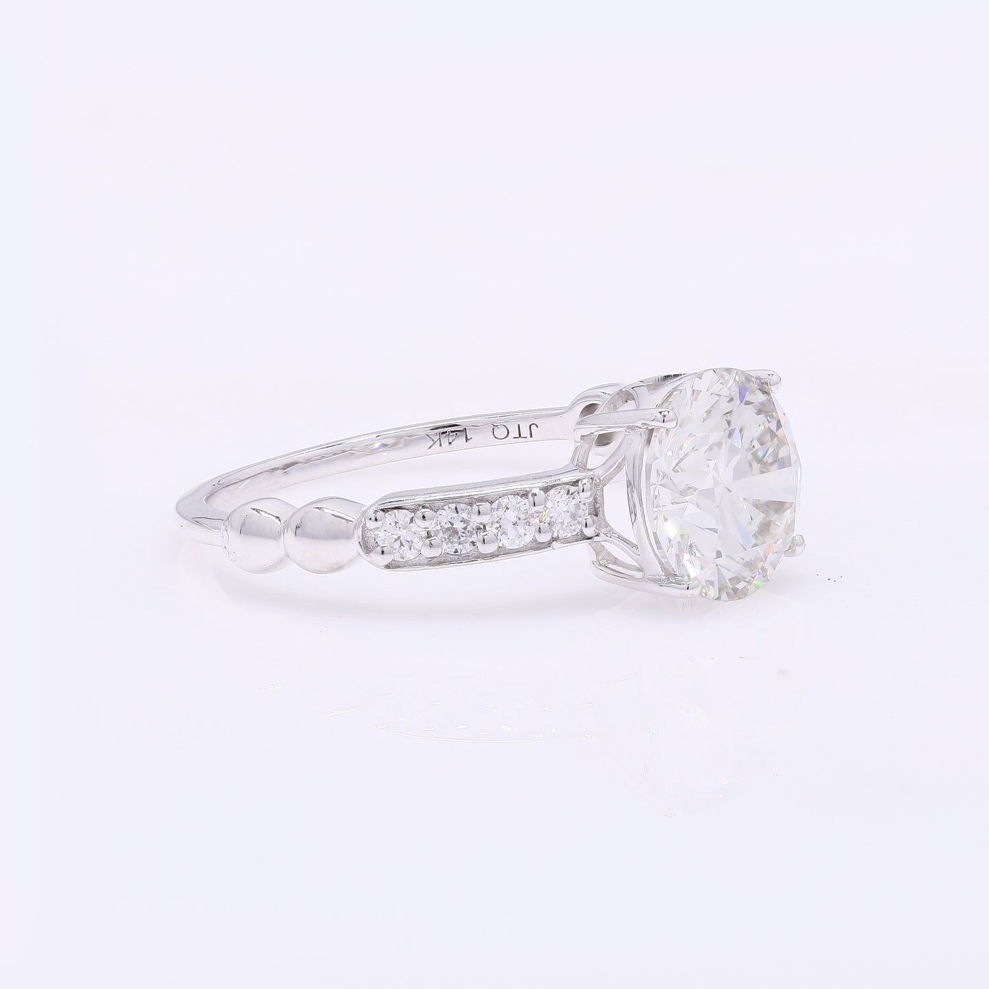 2.30 Carats Lab Grown Diamond 14K Gold Ring