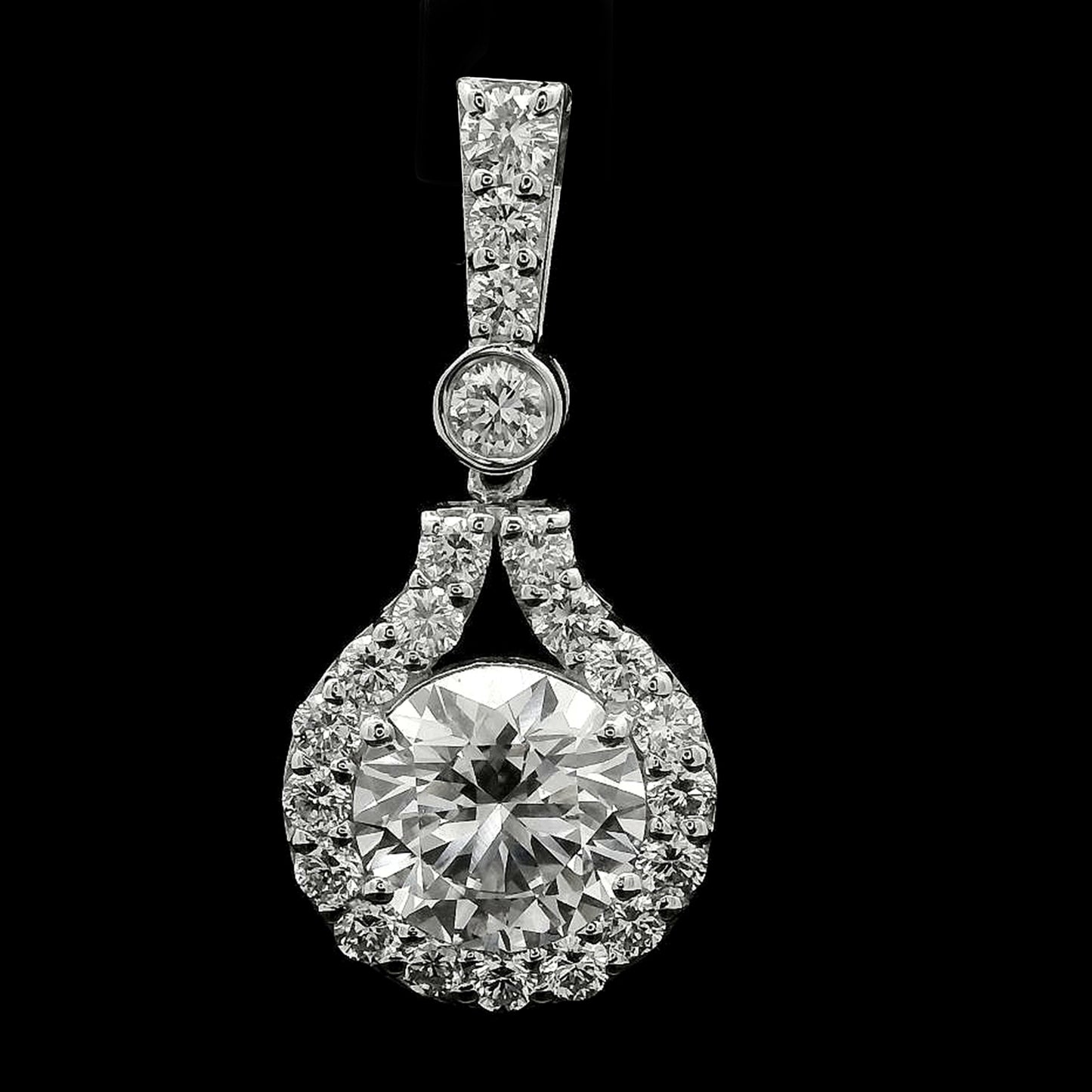 2.40 Carats Lab Grown Diamond 14K Gold Pendant