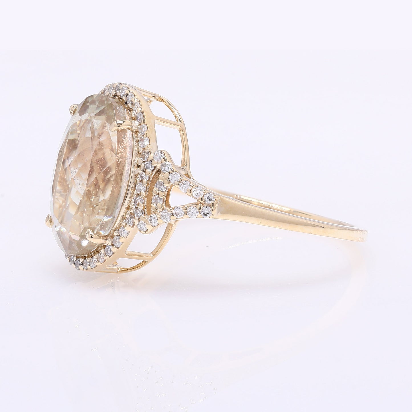4.18 Ct Oval Mixed Cut Natural Sunstone 14K Gold Ring