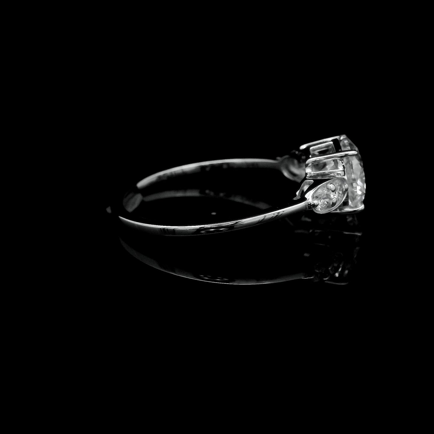 1.67 Ct Round Lab Grown Diamond 14K Gold Ring