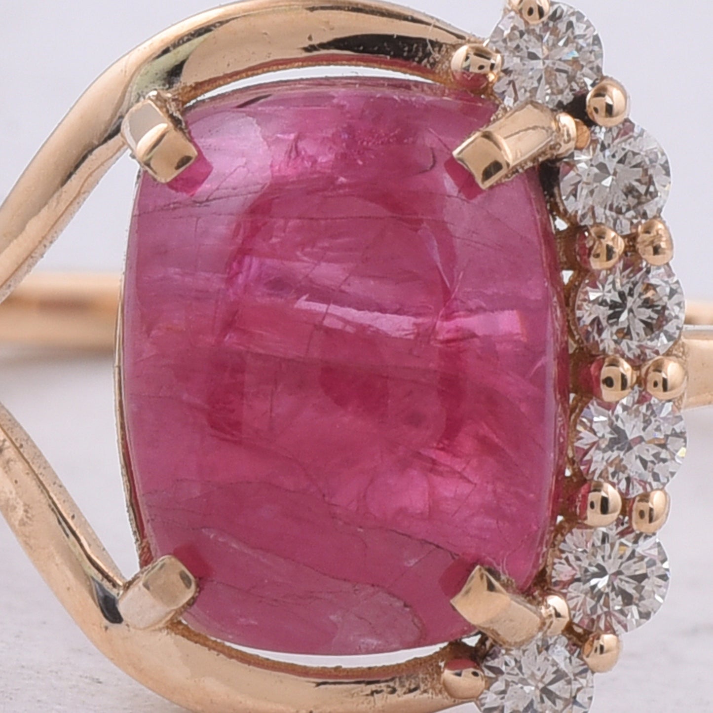 3.88 Ct Cushion Cabochon Cut Natural Spinel 14K Gold Ring