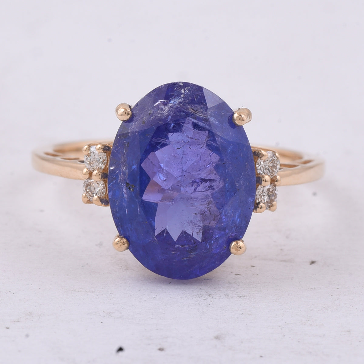 6.33 Ct Oval Natural Tanzanite 14K Gold Ring