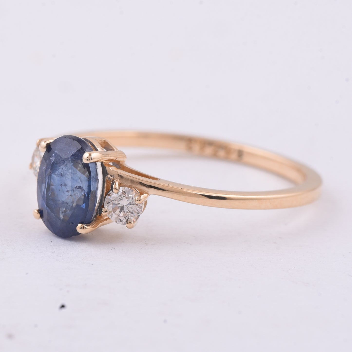 1.20 Ct Oval Natural Sapphire 14K Gold Ring