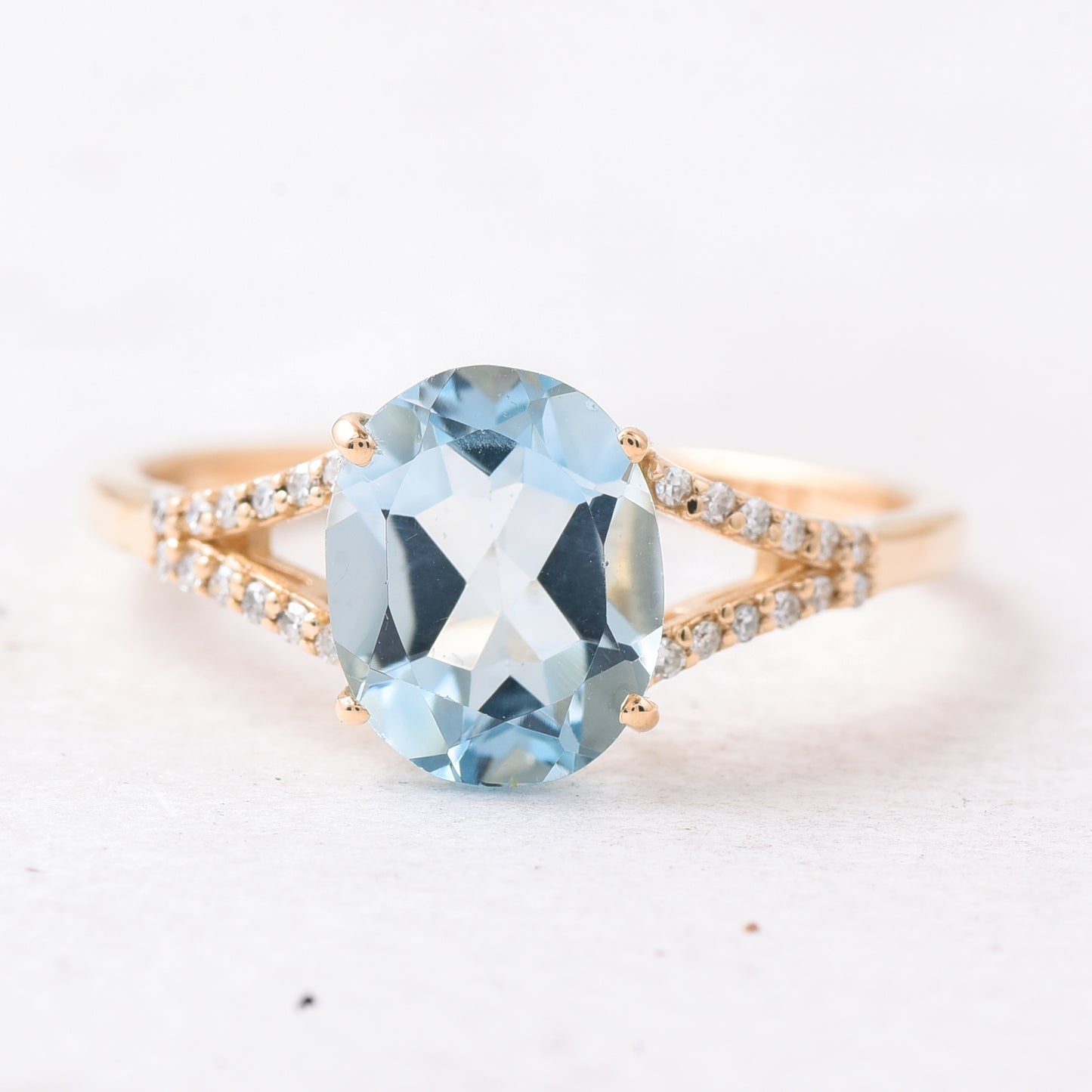 2.28 Ct Oval Mixed Cut Natural Topaz 14K Gold Ring