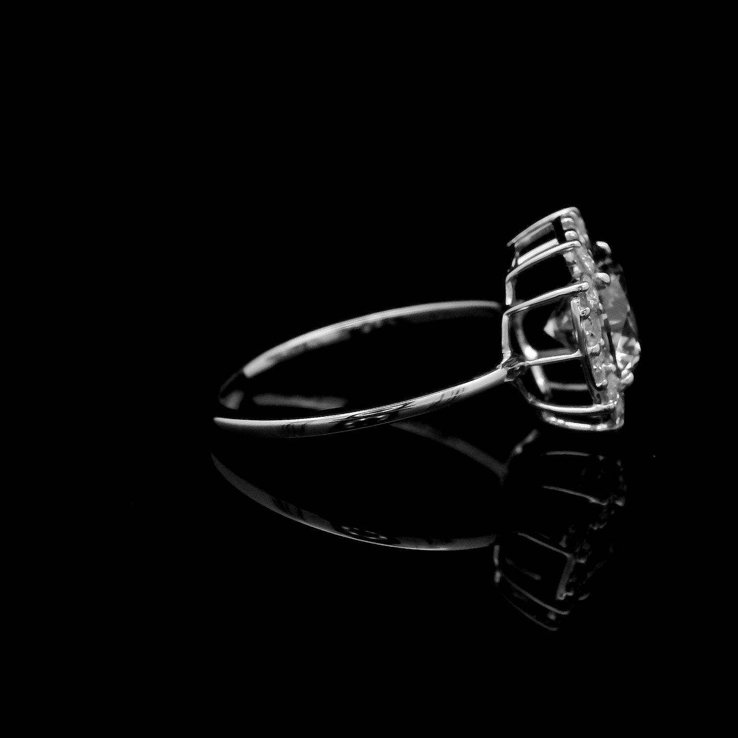 2.53 Carats Lab Grown Diamond 14K Gold Ring