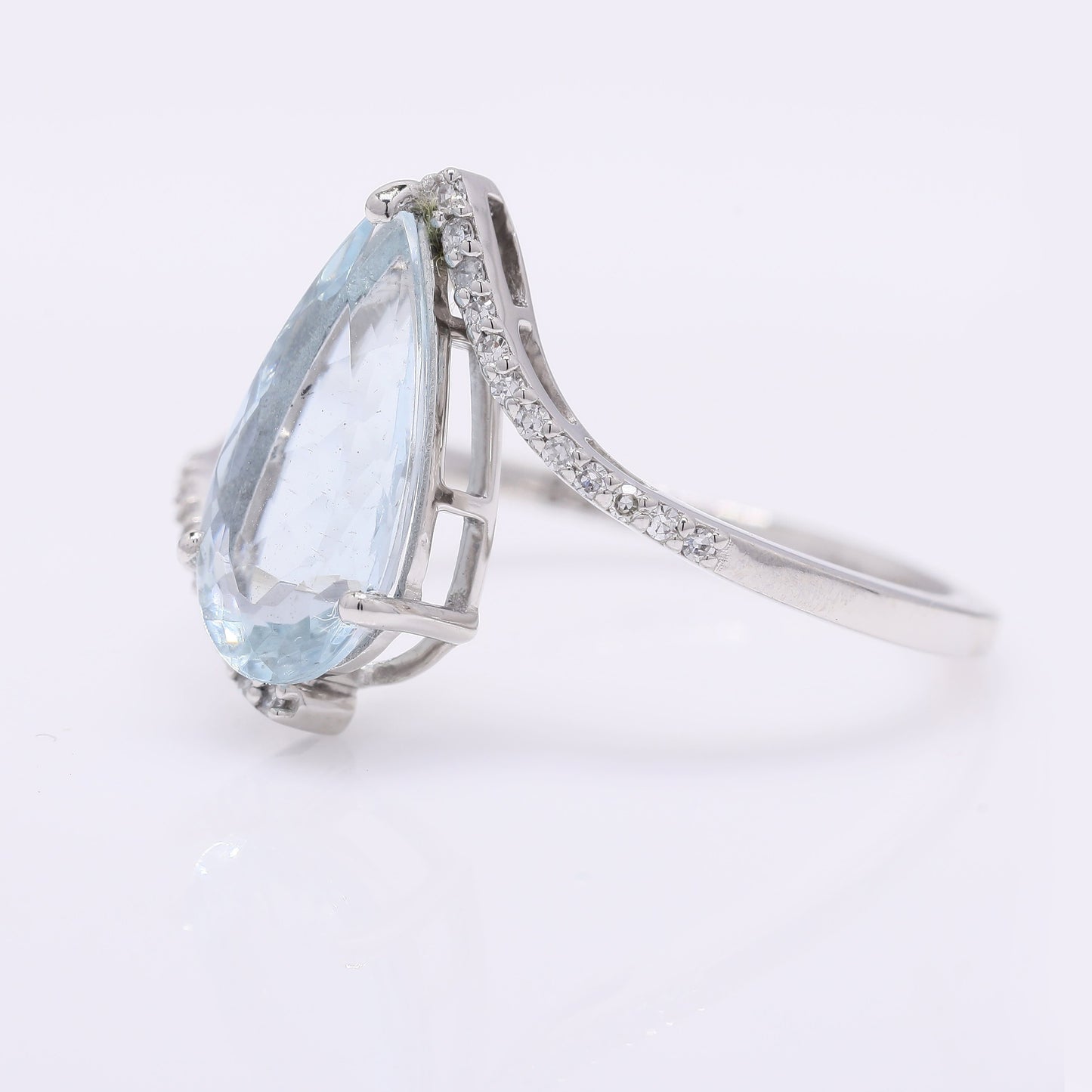 1.81 Ct Pear Mixed Cut Natural Aquamarine 950 Platinum Ring