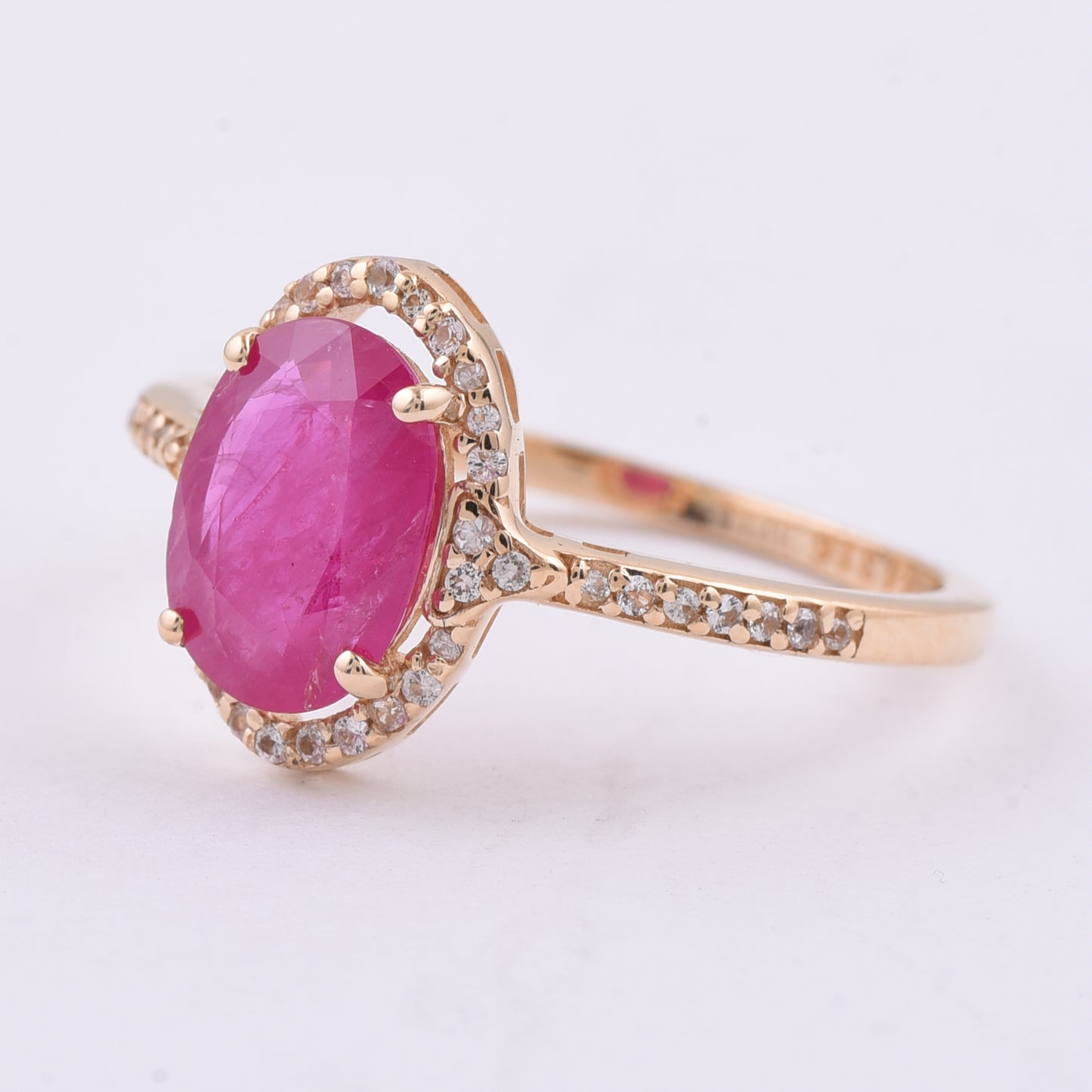 1.70 Ct Oval Natural Ruby 14K Gold Ring