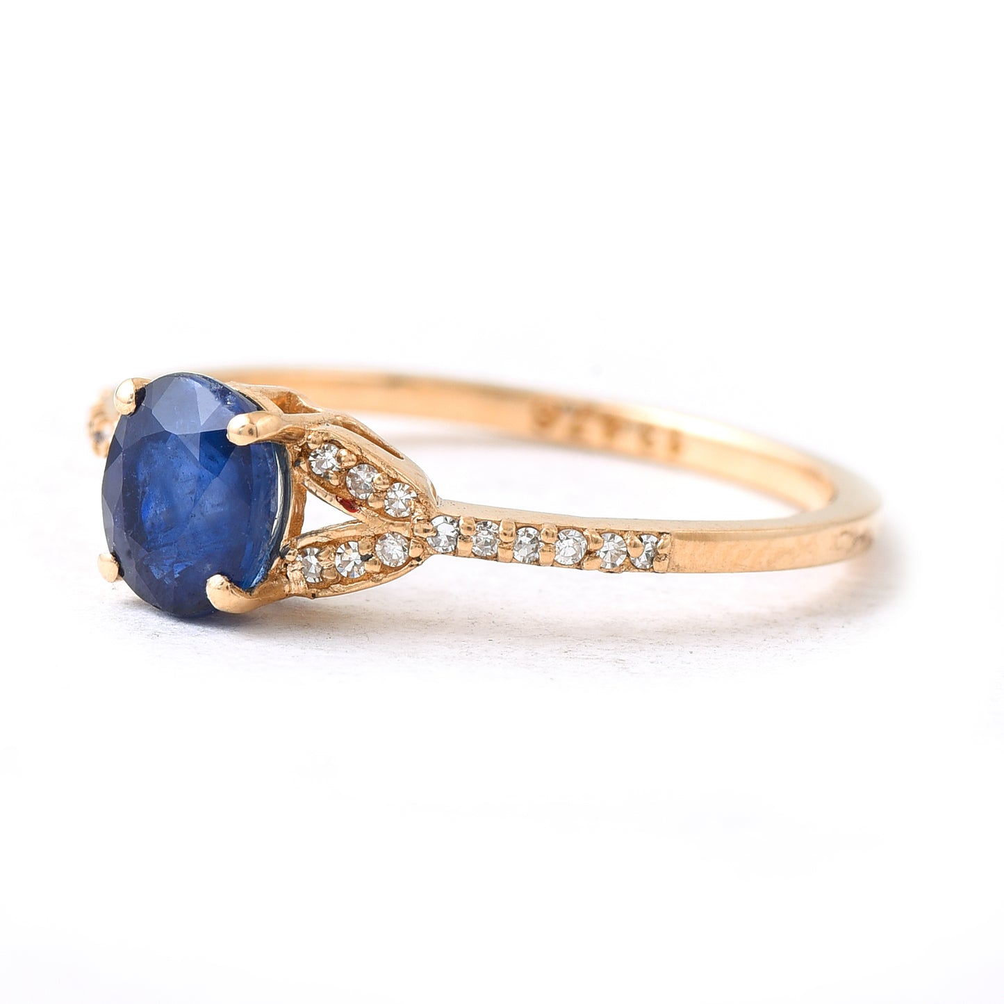 1.14 Ct Oval Sapphire 14K Gold Ring