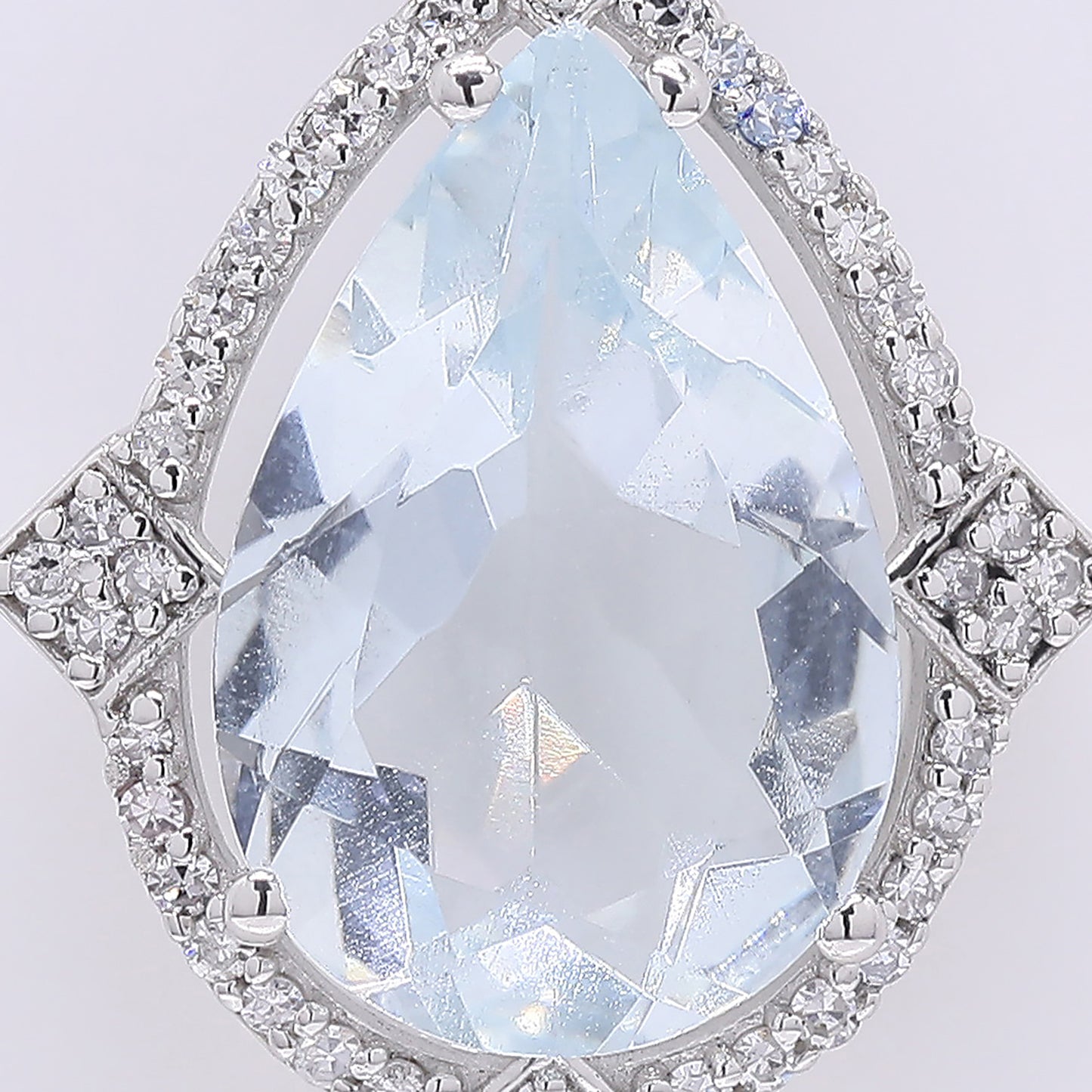 3.10 Ct Pear Mixed Cut Natural Aquamarine 950 Platinum Pendant