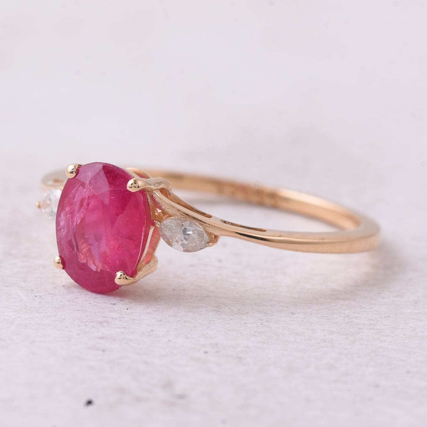 1.45 Ct Oval Natural Ruby 14K Gold Ring