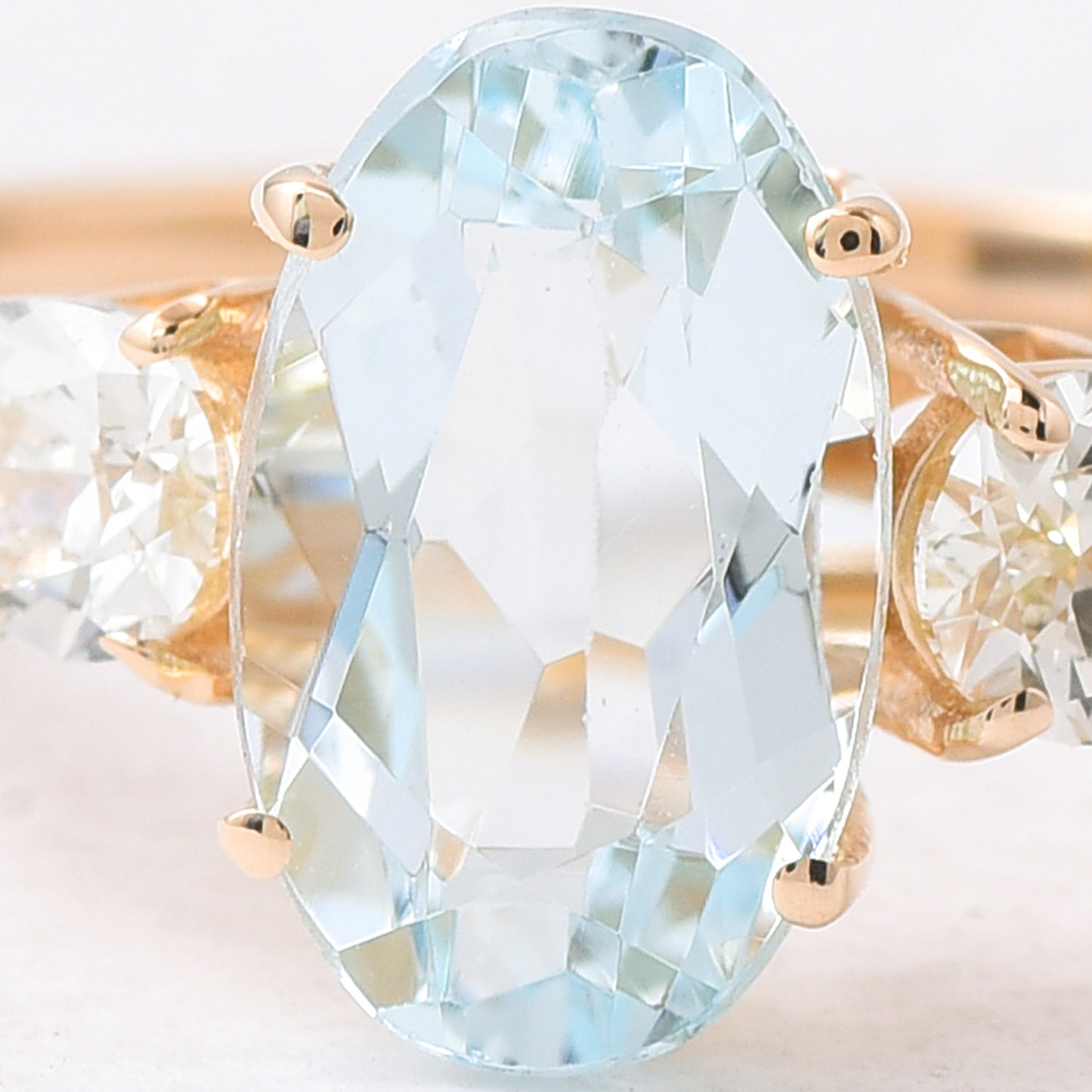 1.97 Ct Oval Mixed Cut Natural Aquamarine 14K Gold Ring