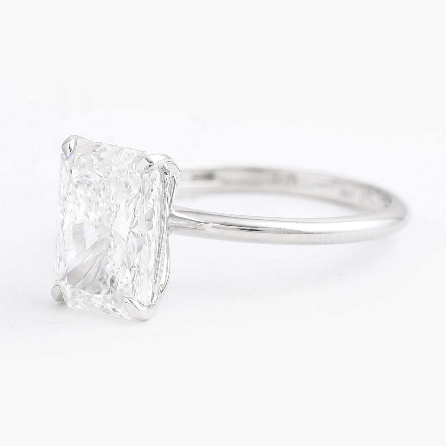 3.04 Carats Lab Grown Diamond 14K Gold Ring