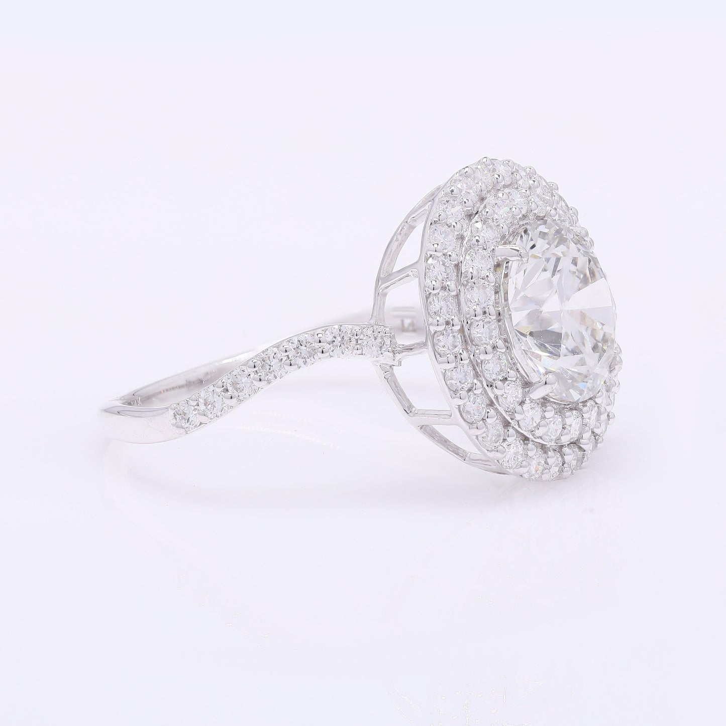 2.79 Carats Lab Grown Diamond 14K Gold Ring