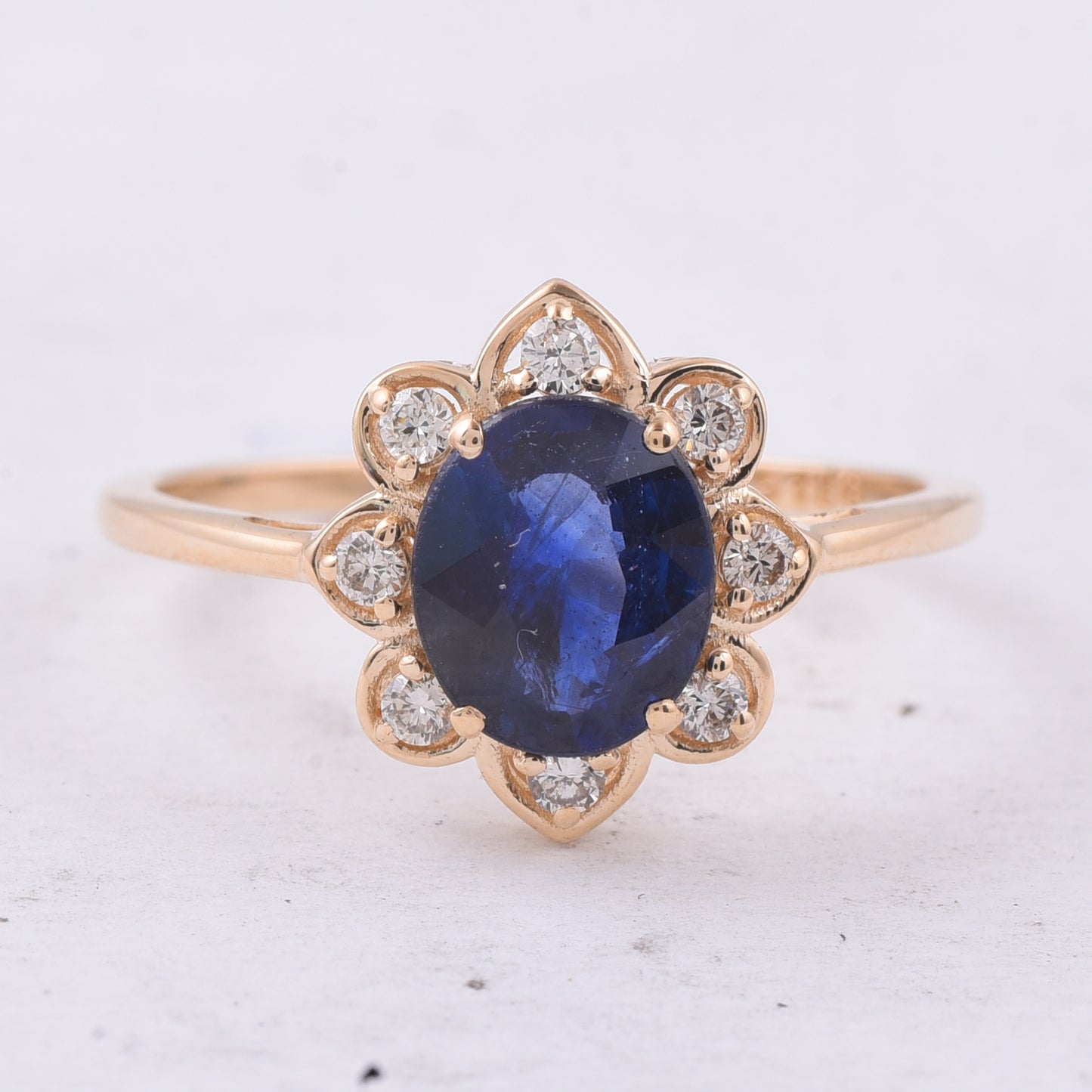 1.71 Ct Oval Natural Sapphire 14K Gold Ring