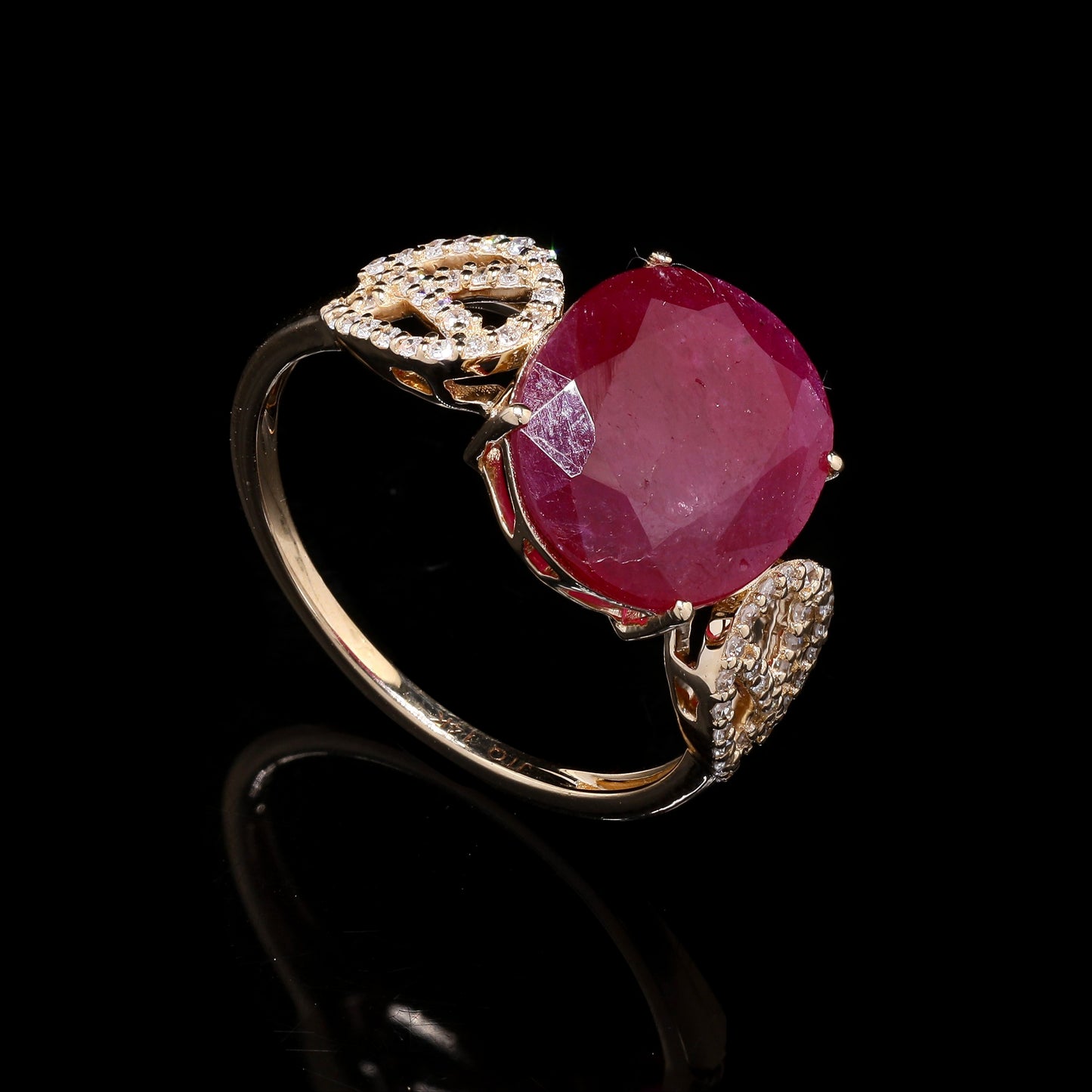 3.36 Ct Oval Mixed Cut Natural Ruby 14K Gold Ring