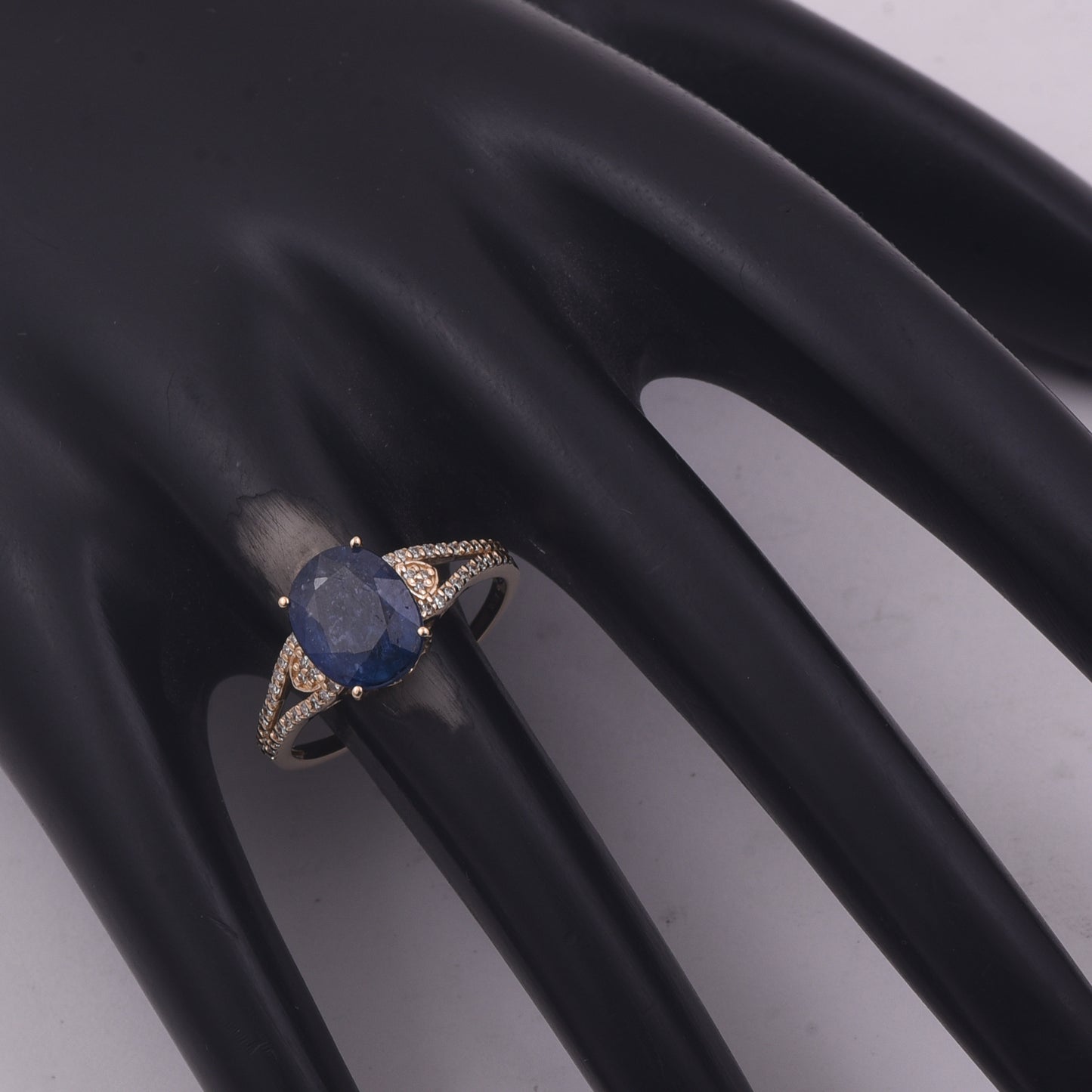 2.82 Ct Oval Mixed Cut Natural Sapphire 14K Gold Ring