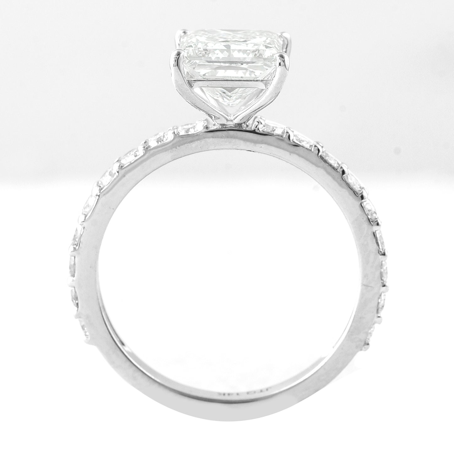3.09 Carats Lab Grown Diamond 14K Gold Ring