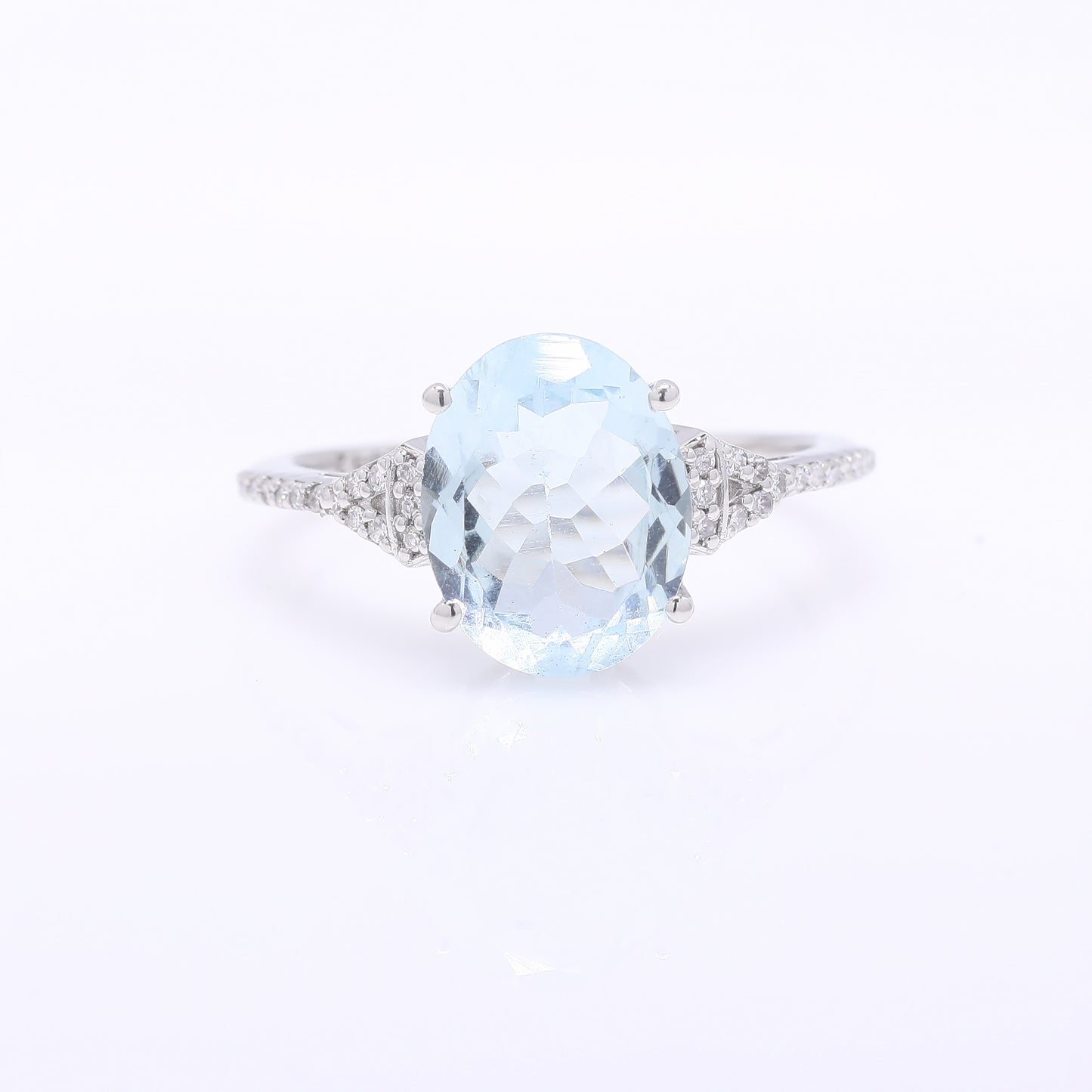 2.60 Ct Oval Mixed Cut Natural Aquamarine 950 Platinum Ring