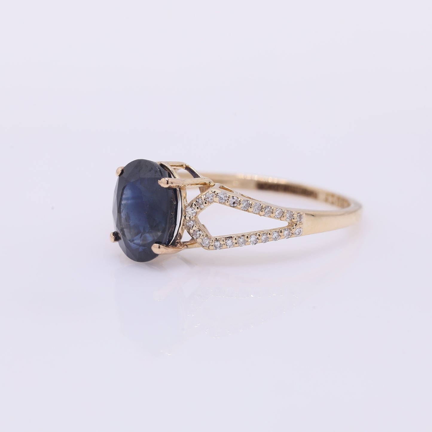 3.07 Ct Oval Mixed Cut Natural Sapphire 14K Gold Ring