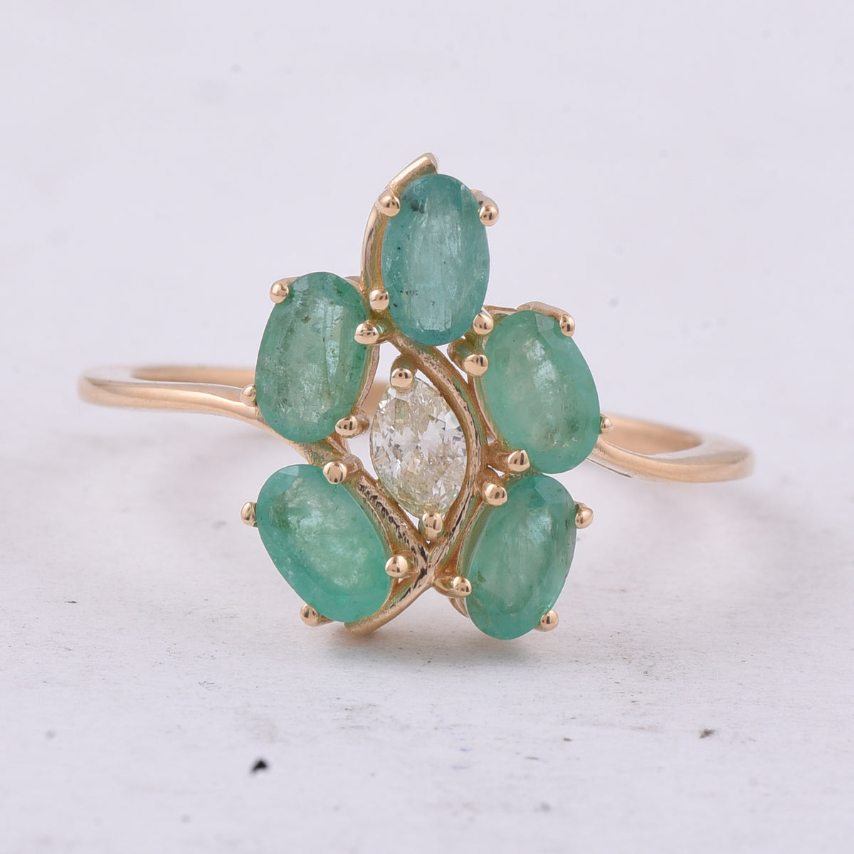 1.37 Ct Oval Natural Emerald 14K Gold Ring