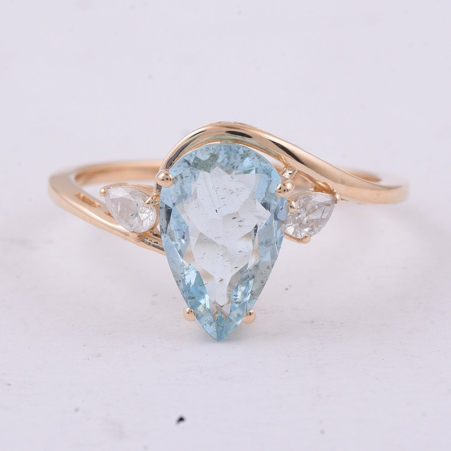 1.92 Ct Pear Natural Aquamarine 14K Gold Ring