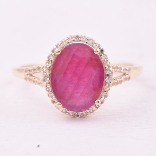 2.91 Ct Oval Ruby 9K Gold Ring