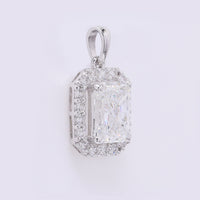 2.34 Carats Lab Grown Diamond 14K Gold Pendant