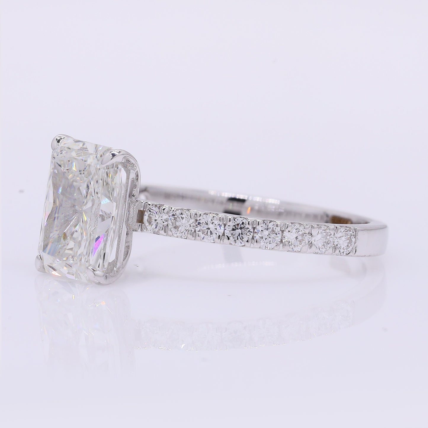 2.26 Carats Lab Grown Diamond 14K Gold Ring