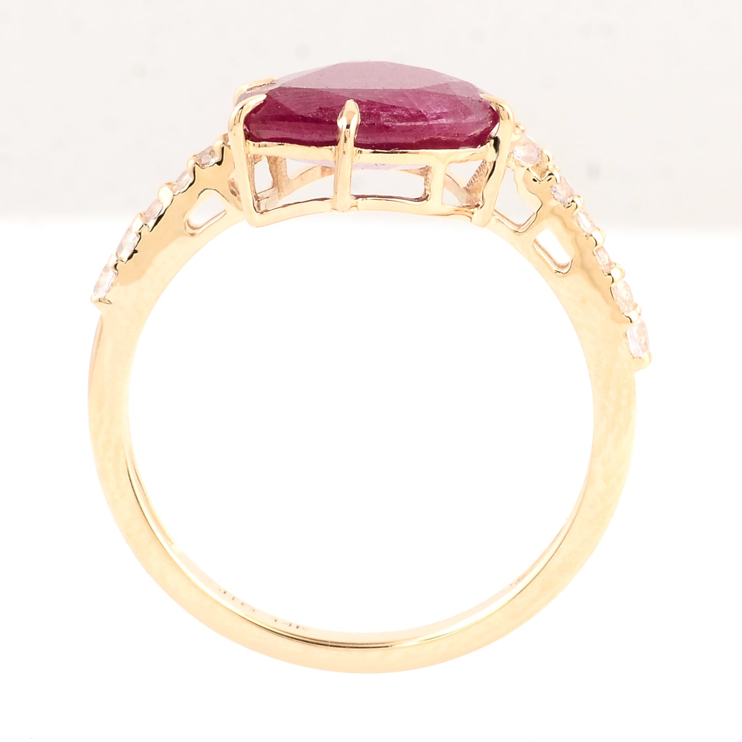 3.29 Ct Pear Ruby 14K Gold Ring