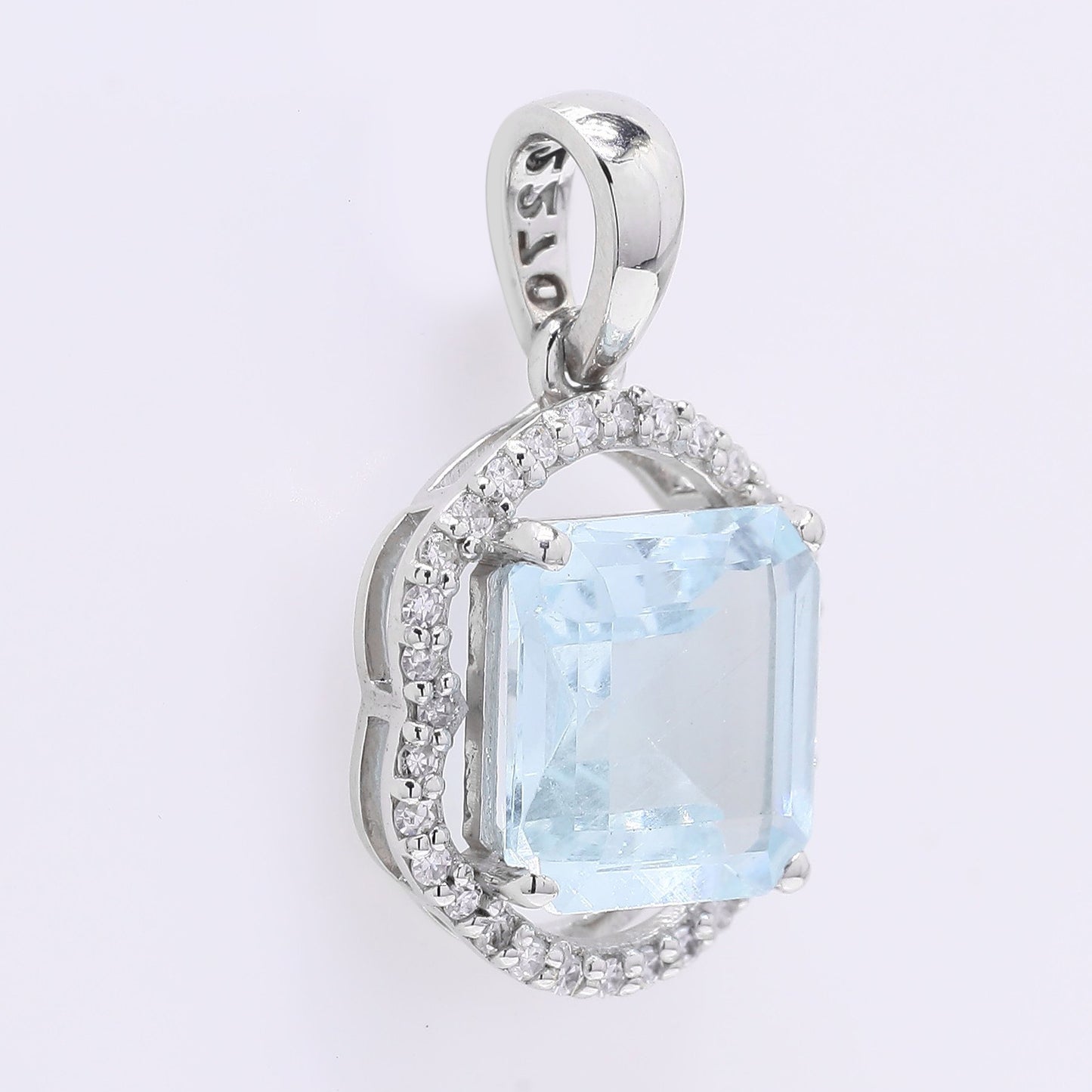 1.95 Ct Octagon Step Cut Natural Aquamarine 950 Platinum Pendant