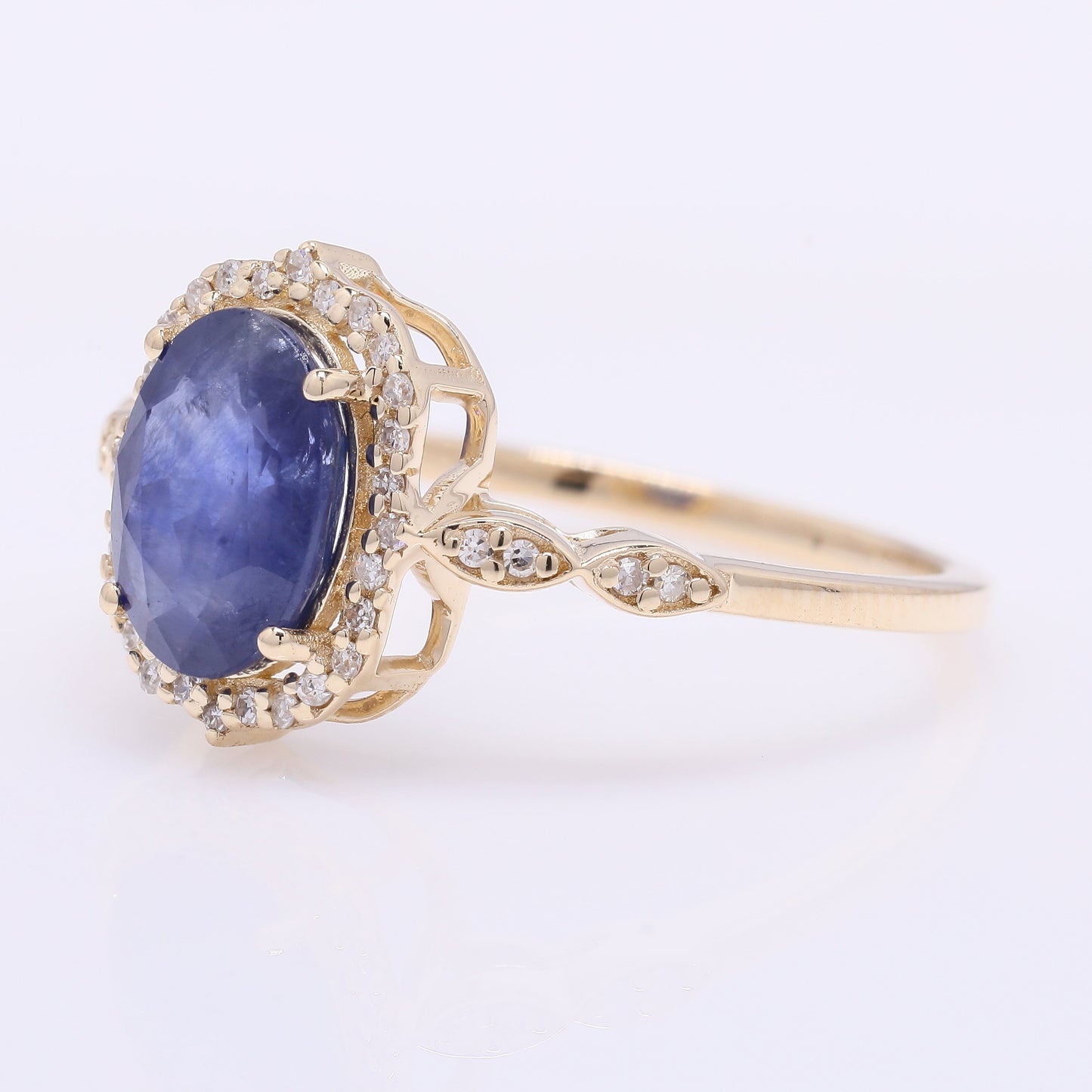 2.11 Ct Oval Mixed Cut Natural Sapphire 14K Gold Ring