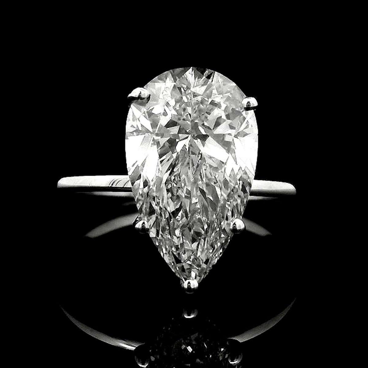 4.36 Carats Lab Grown Diamond 14K Gold Ring