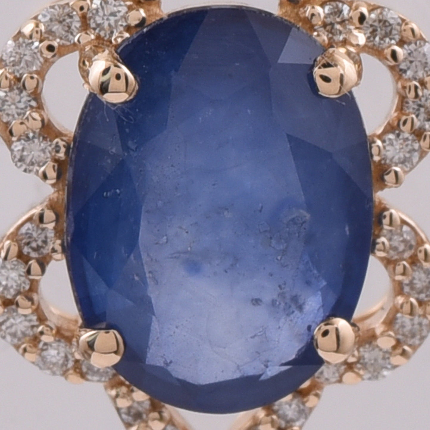 2.24 Ct Oval Natural Sapphire 14K Gold Pendant