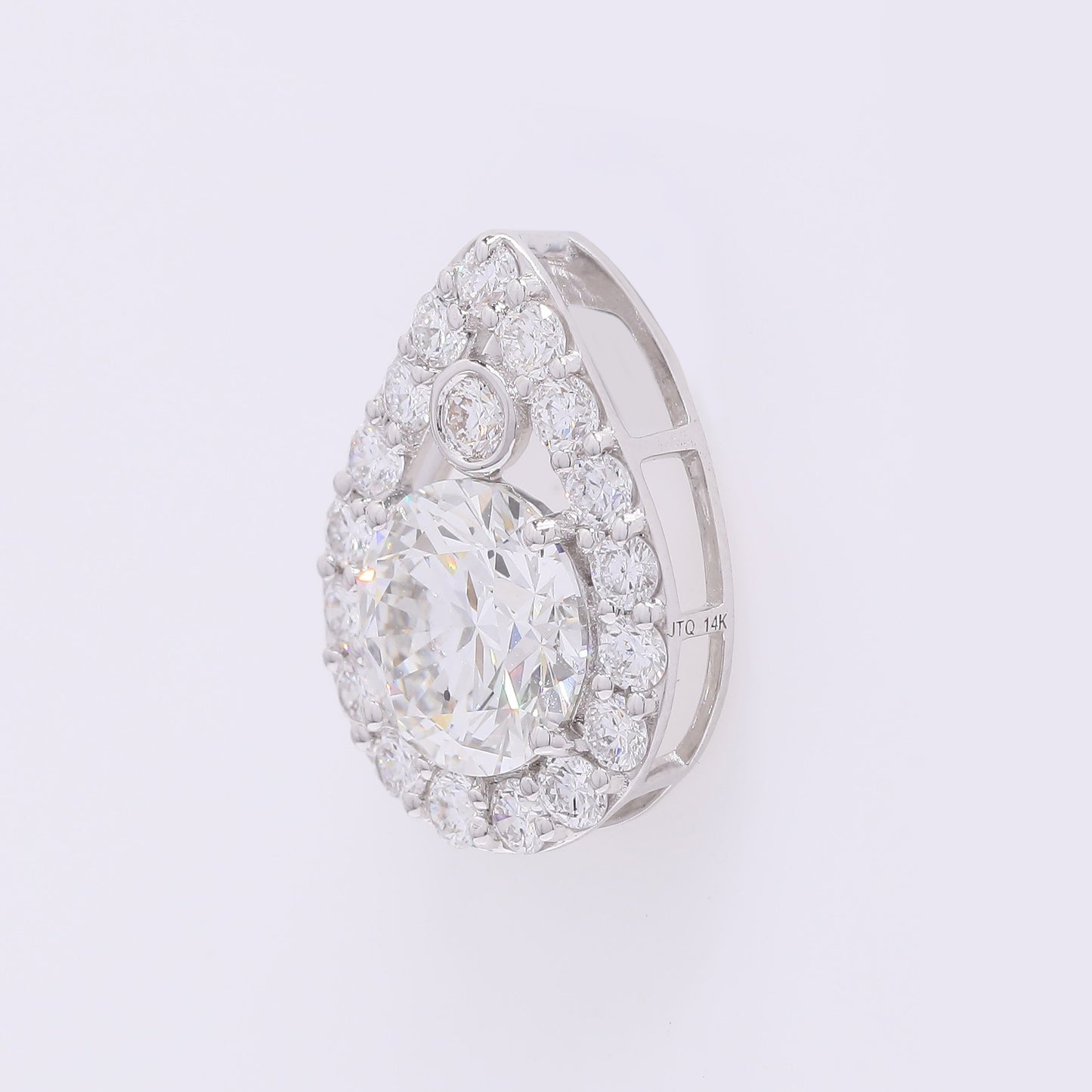 2.12 Carats Lab Grown Diamond 14K Gold Pendant