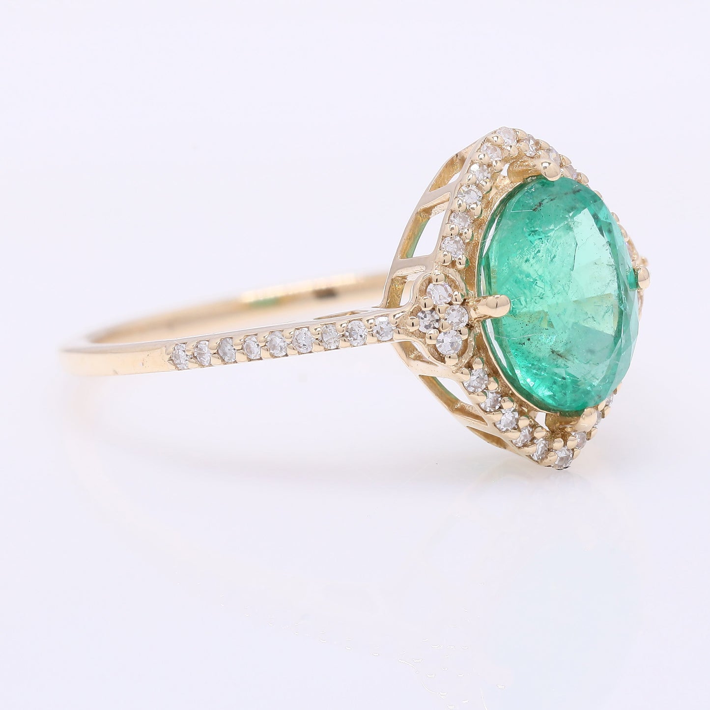 1.67 Ct Oval Mixed Cut Natural Emerald 14K Gold Ring