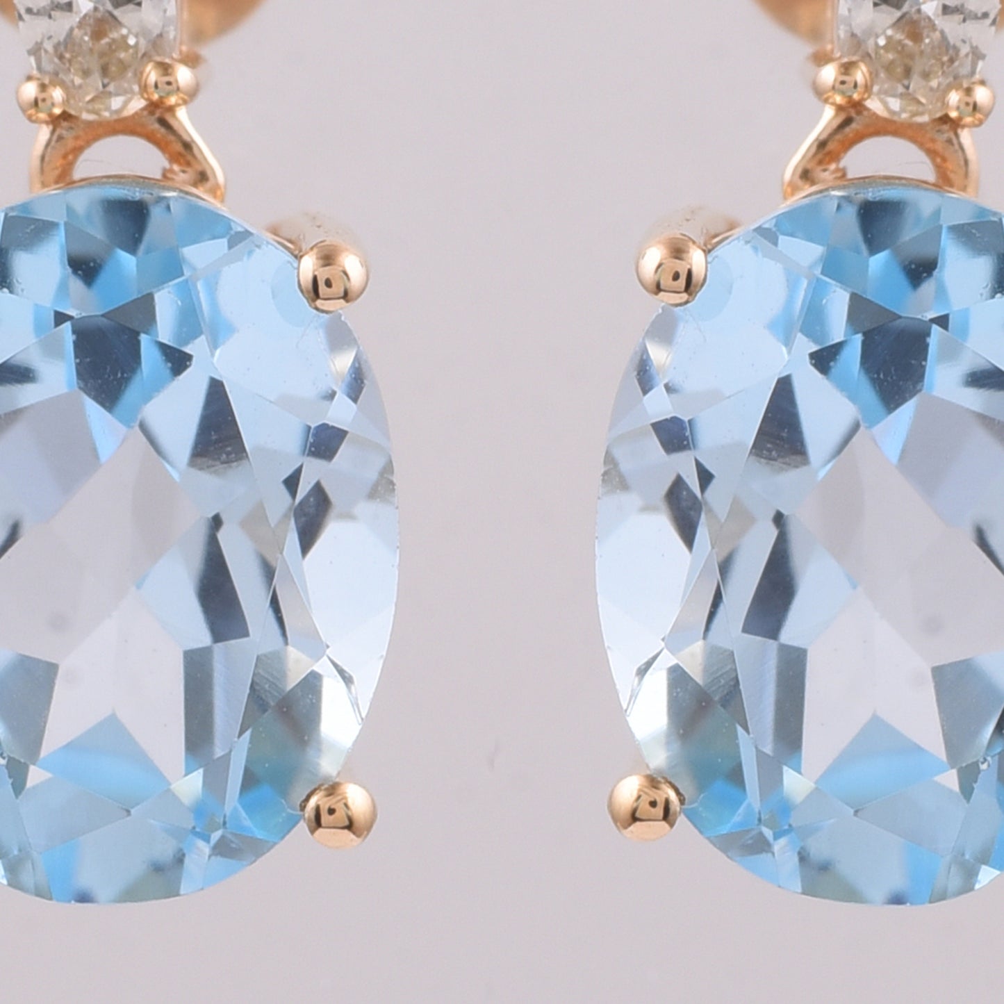 5.00 Ct Oval Natural Topaz 14K Gold Earrings