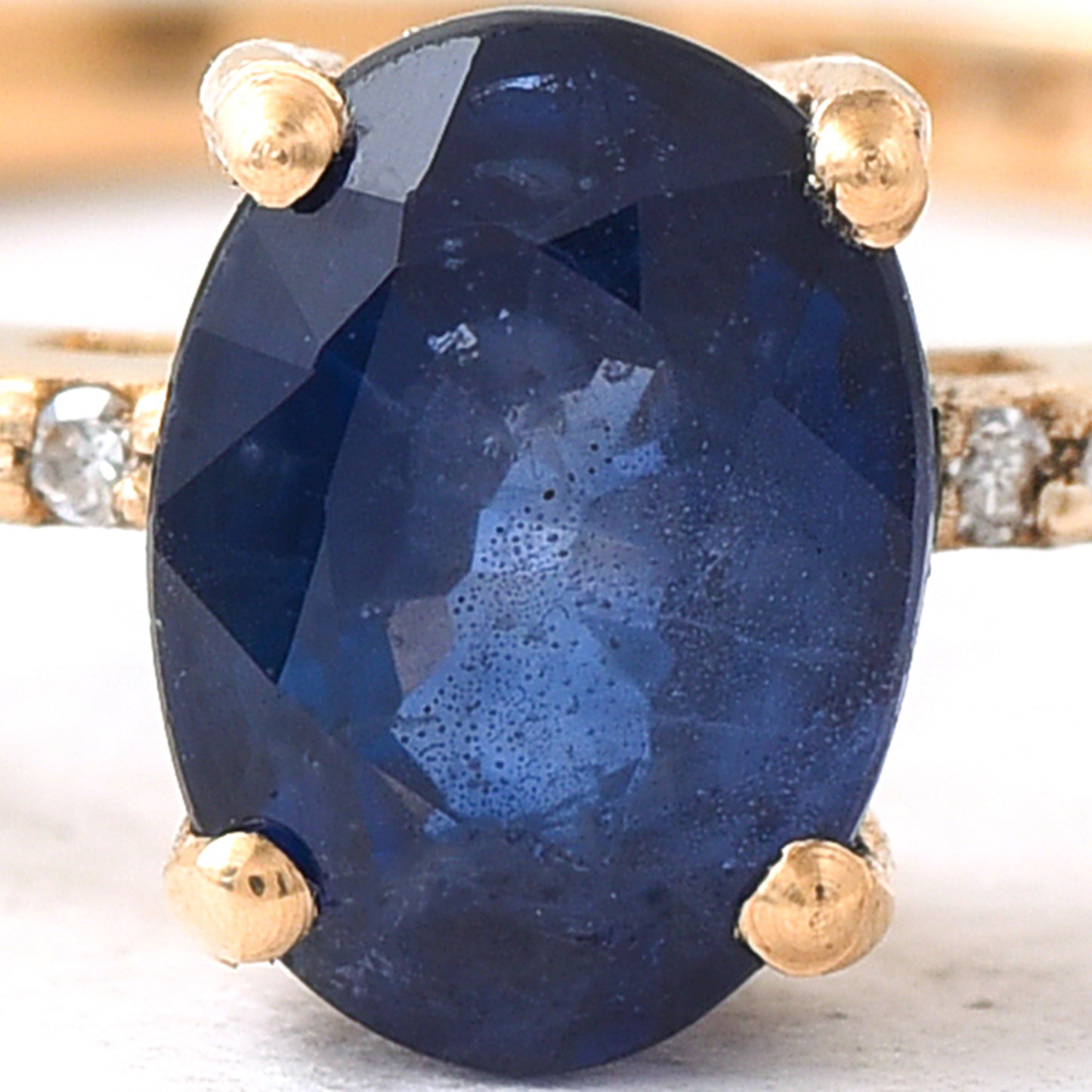 1.31 Ct Oval Sapphire 14K Gold Ring